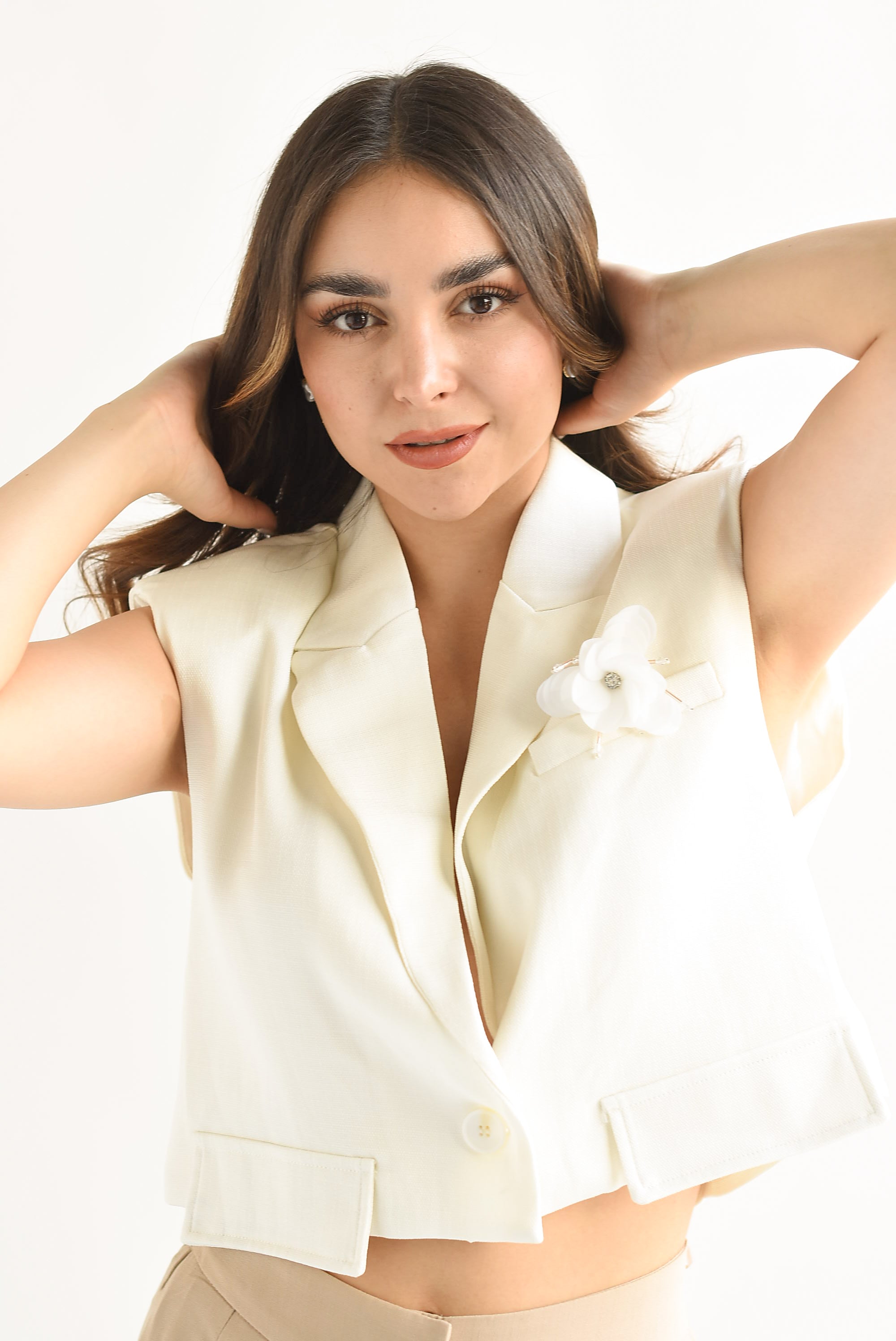 Chaleco crop Flor Ivory