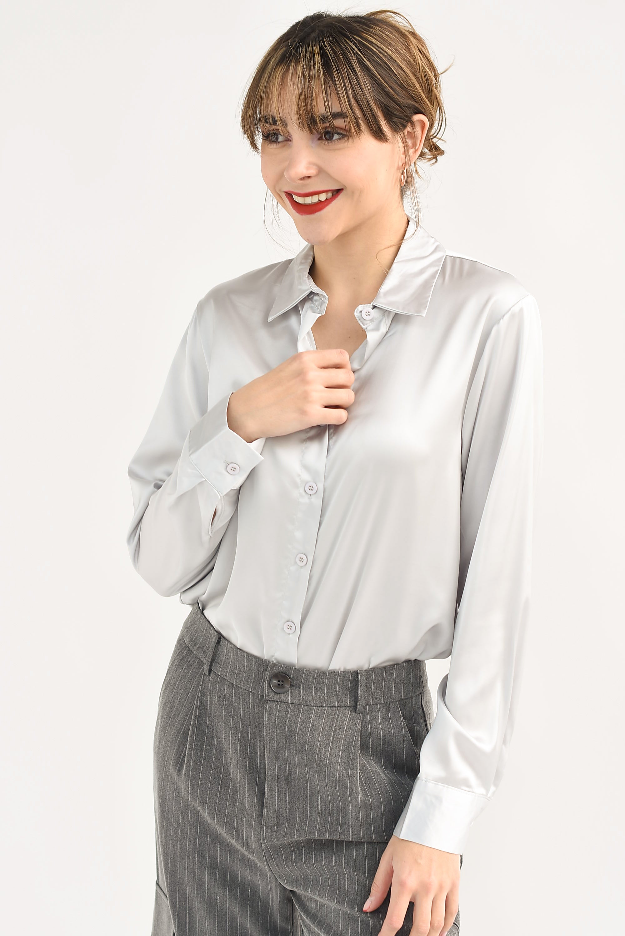 Camisa larga satín Gris