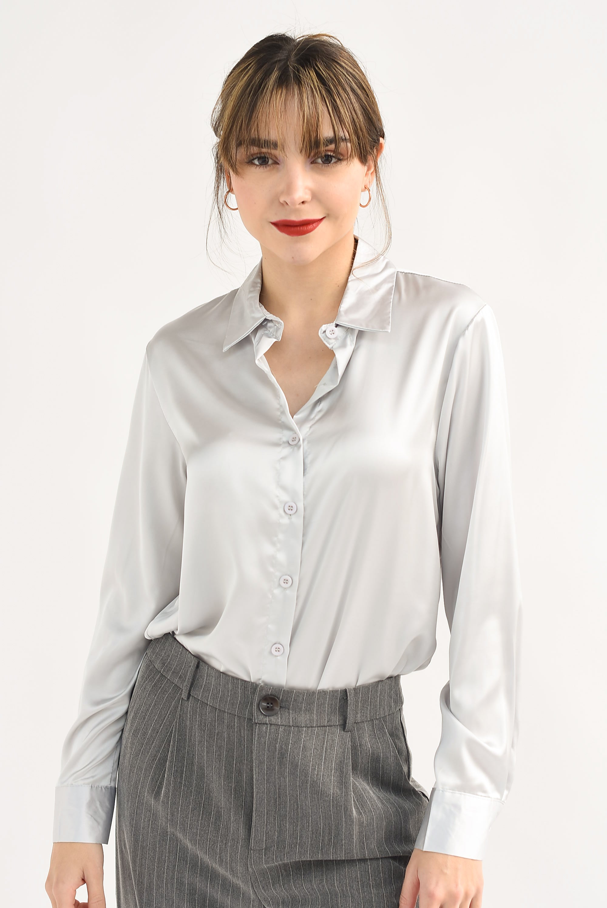 Camisa larga satín Gris