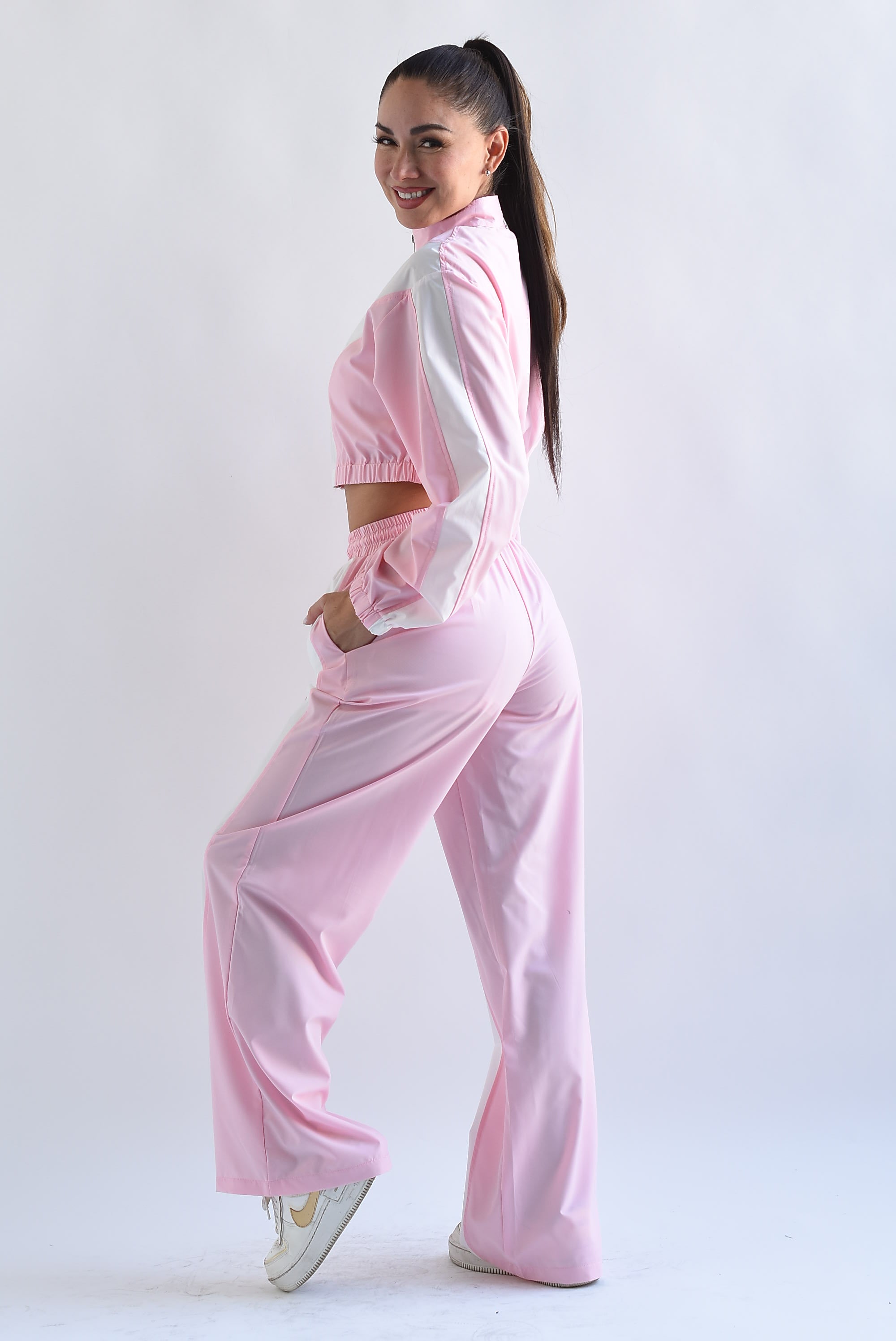 Set Pantalón y Chamarra franjas Rosa Baby