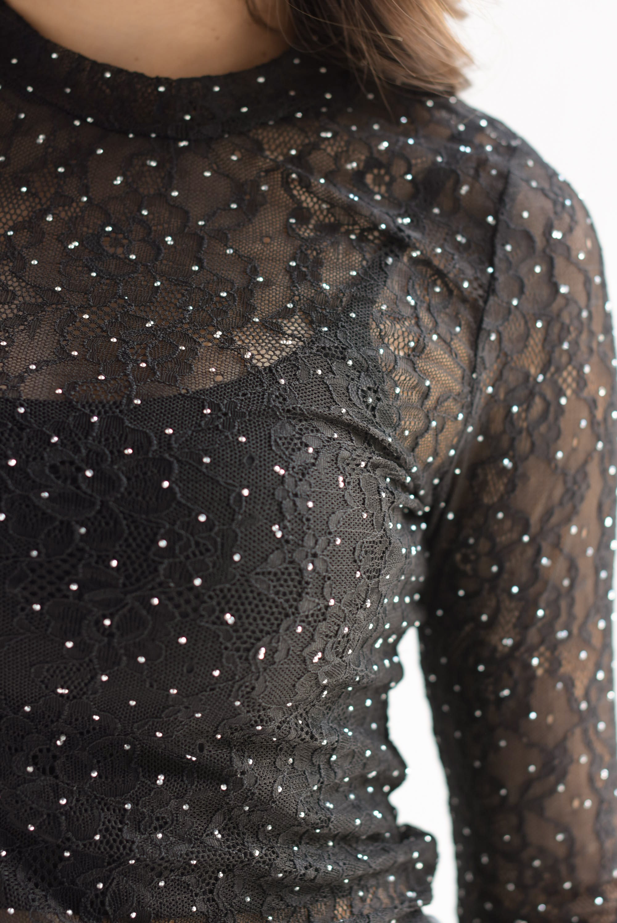 Blusa manga larga encaje brillos Negro