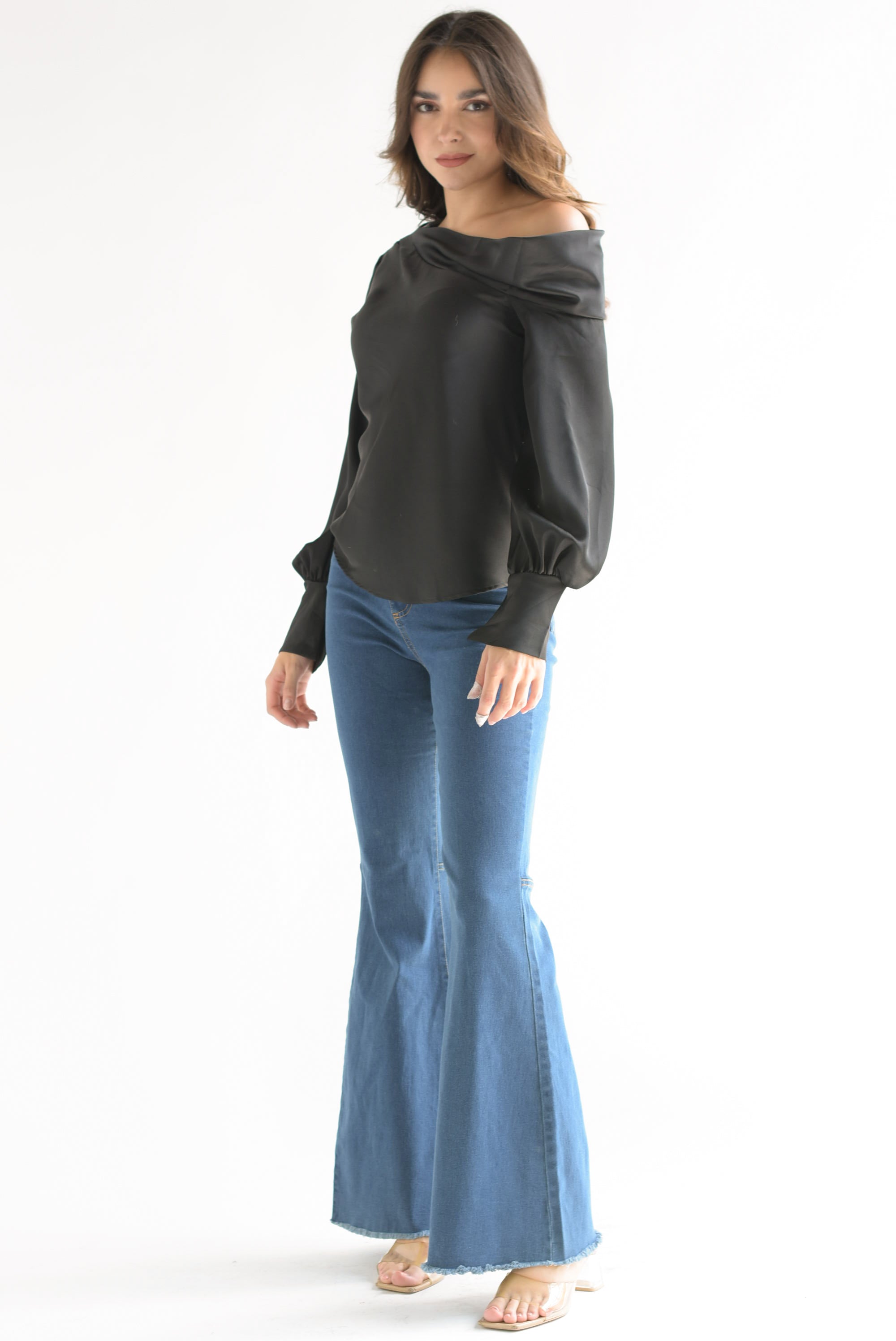 Blusa cuello drapeado satín Negro