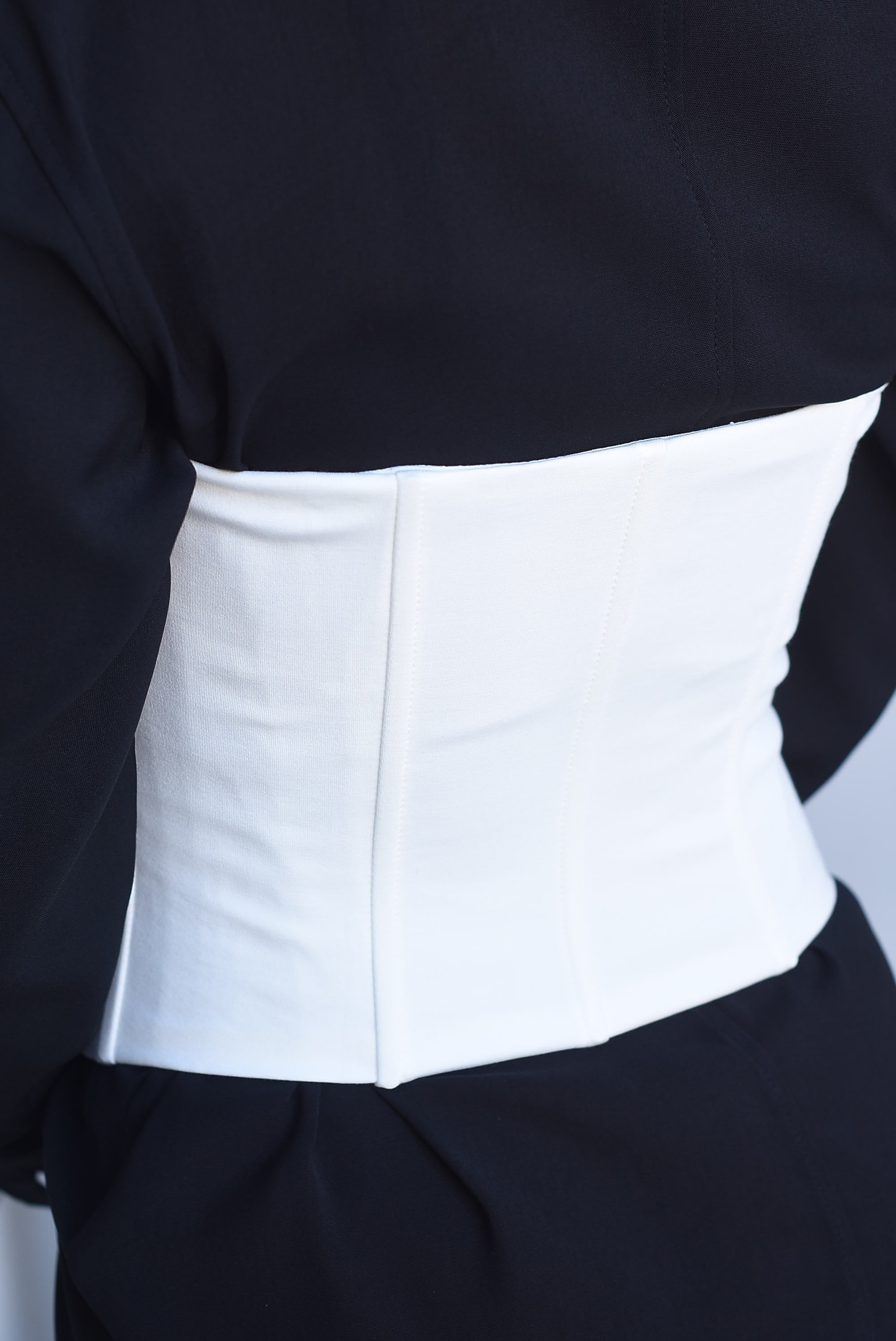 Corset strapless costuras