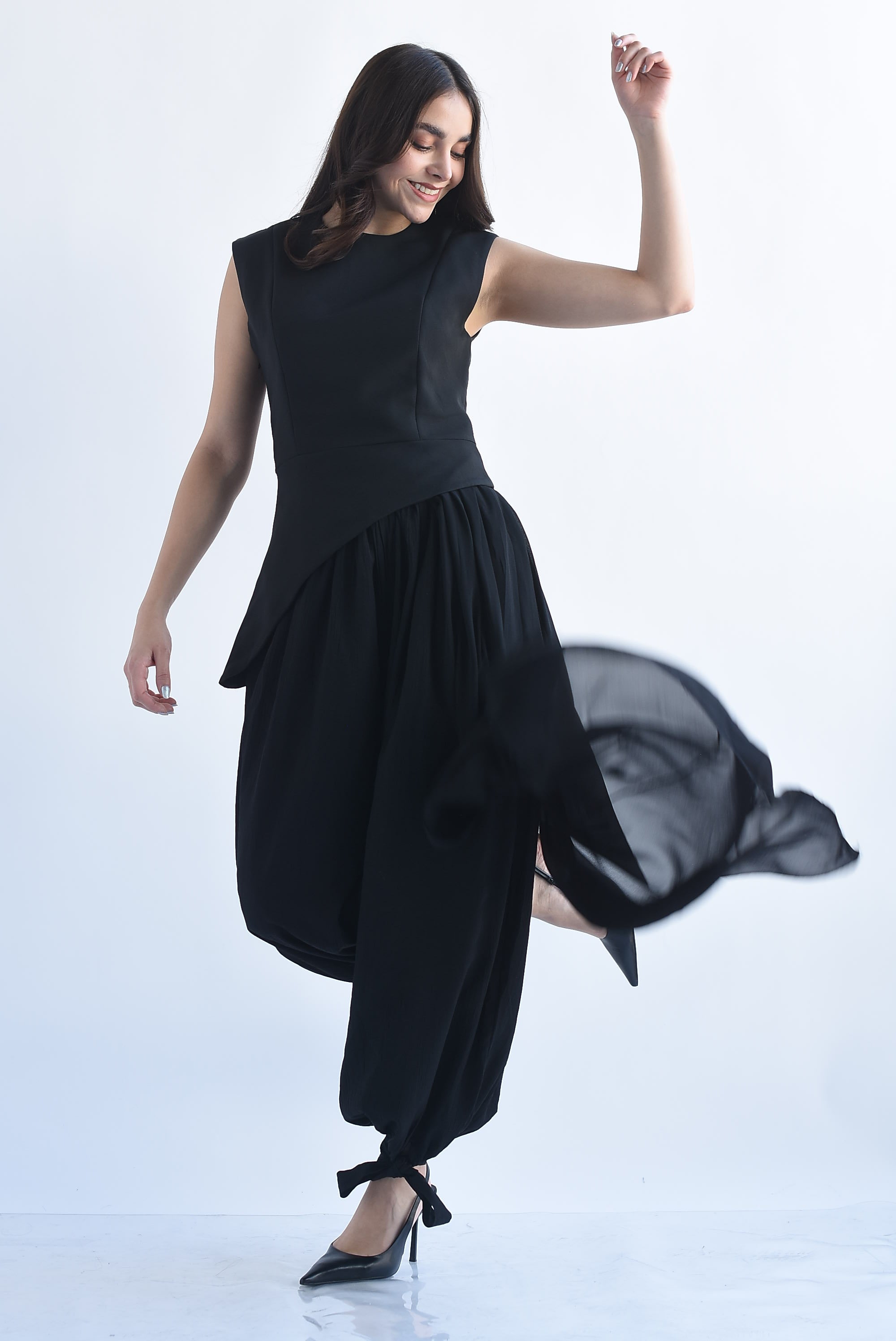 Blusa asimétrica cauda gasa