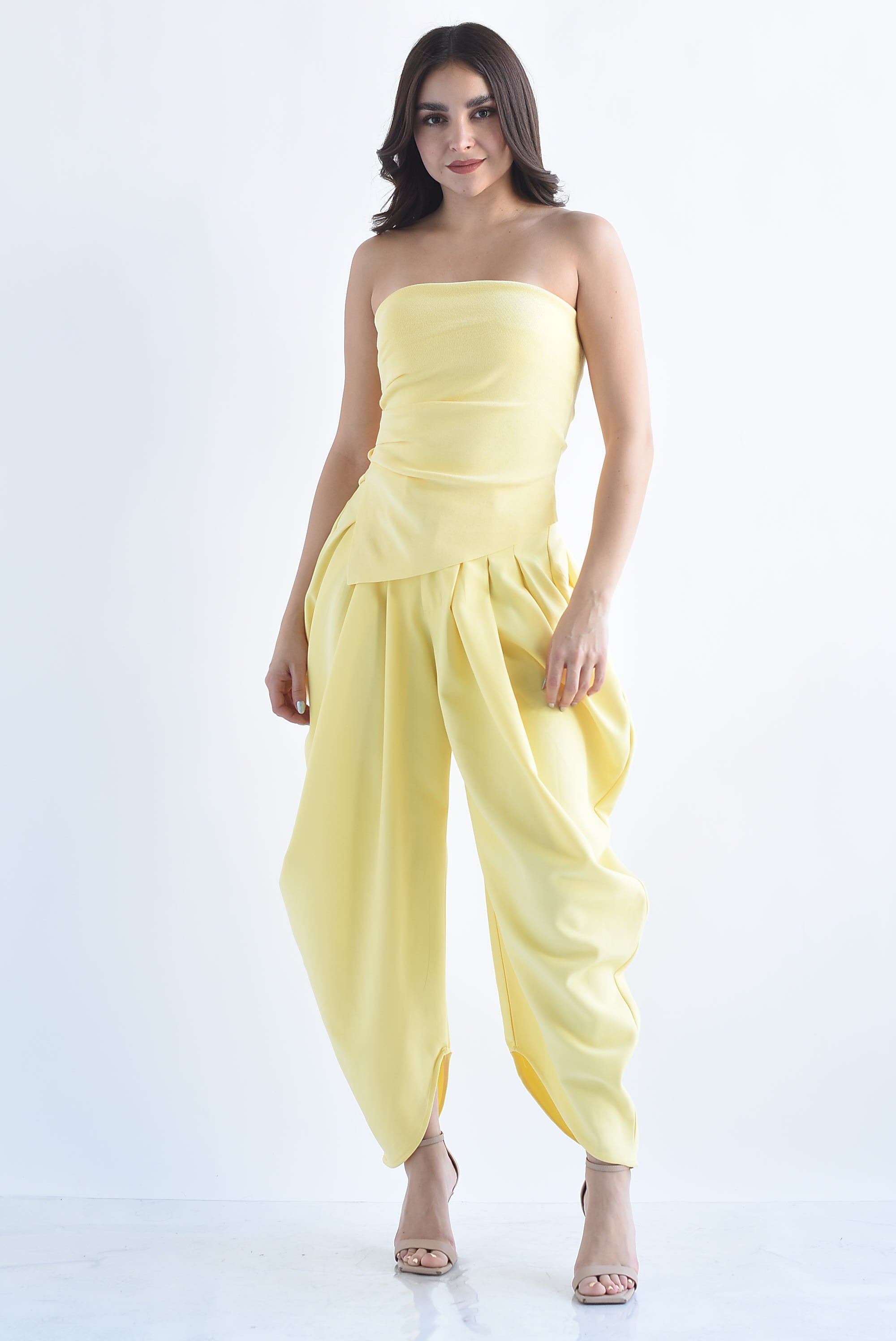 Blusa punto strapless asimétrica