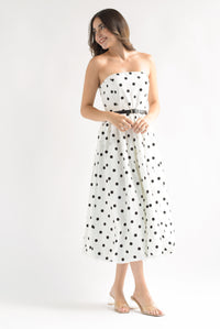 Fashion Styled Vestido globo strapless Polka Dots Blanco