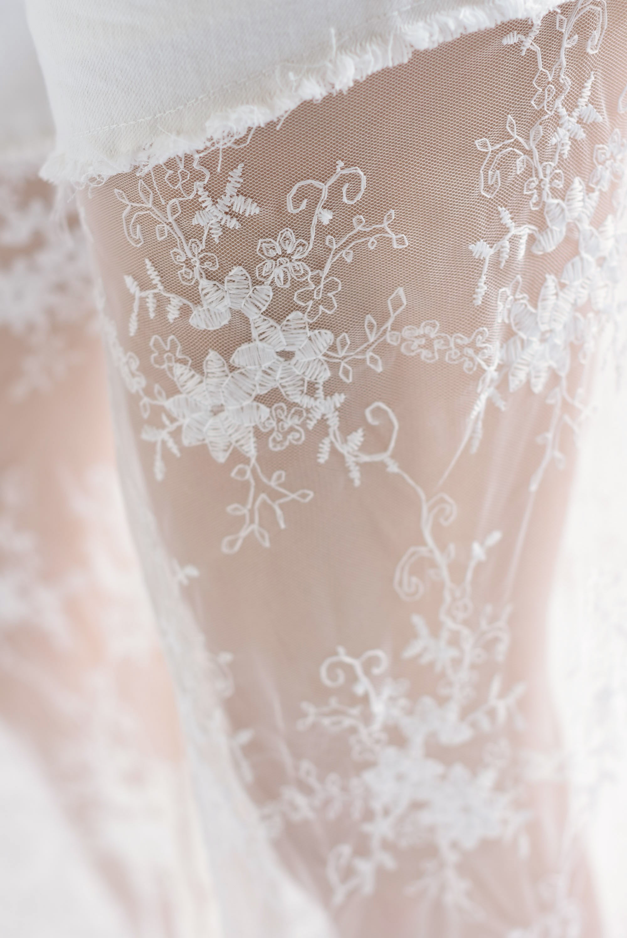 Jeans piernas encaje tulle Blanco