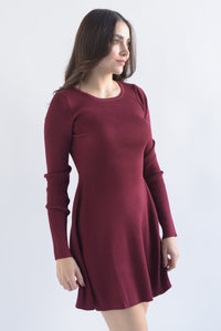 Fashion Styled Vestido punto canalé corte campana Vino