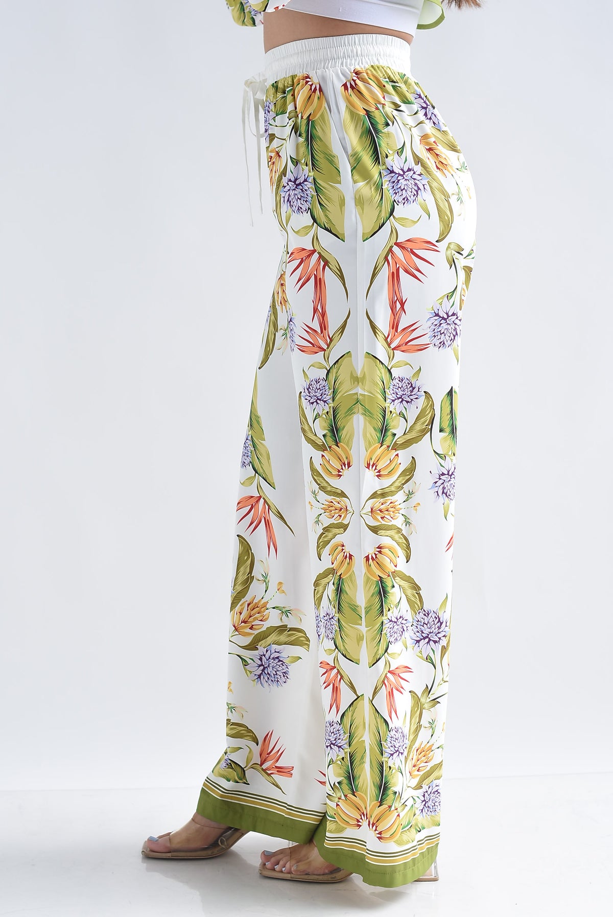 Pantalón satín flores filo verde