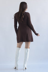 Fashion Styled Vestido punto canalé corte campana Espresso