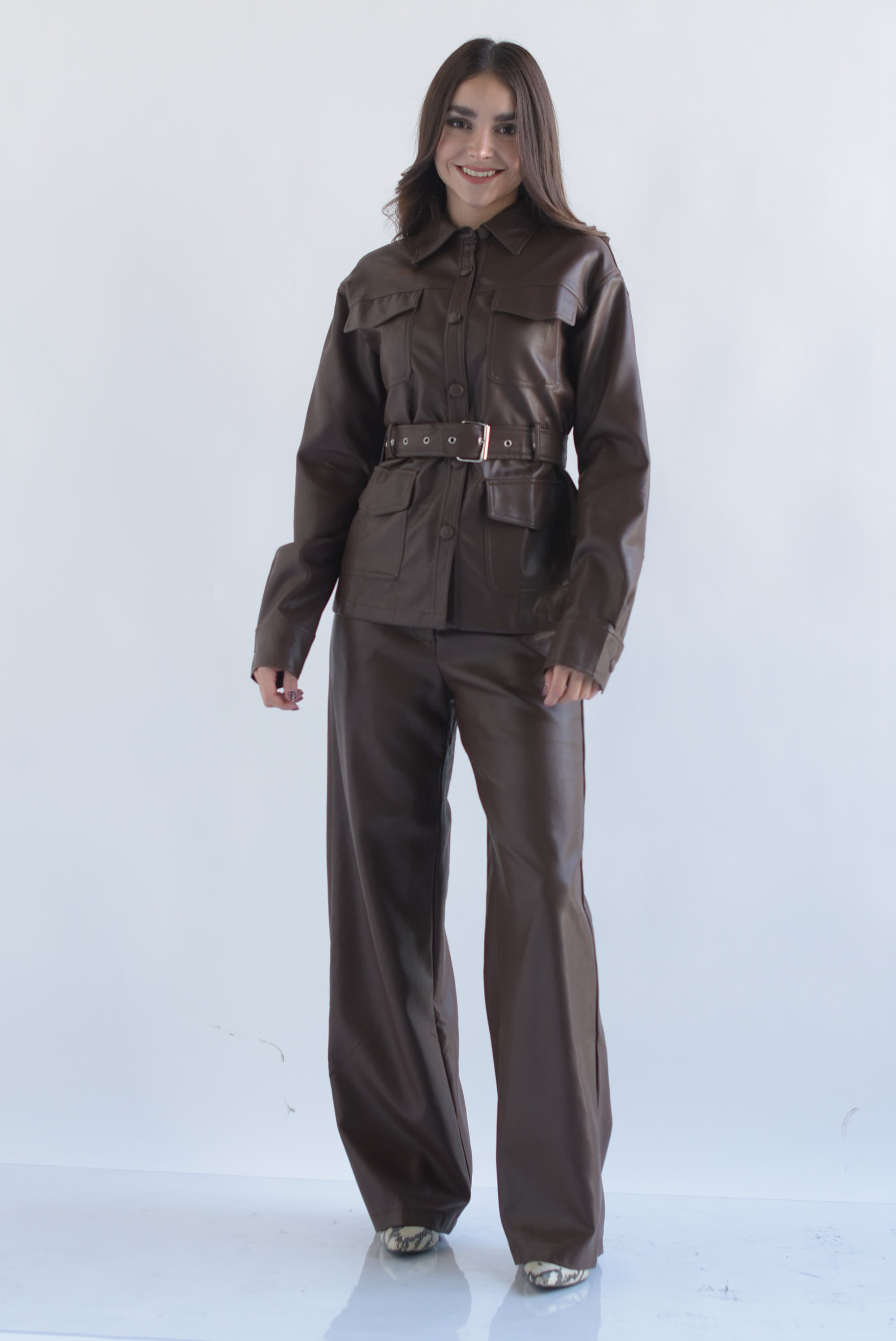 Set Pantalón y Blazer cargo vinipiel Espresso