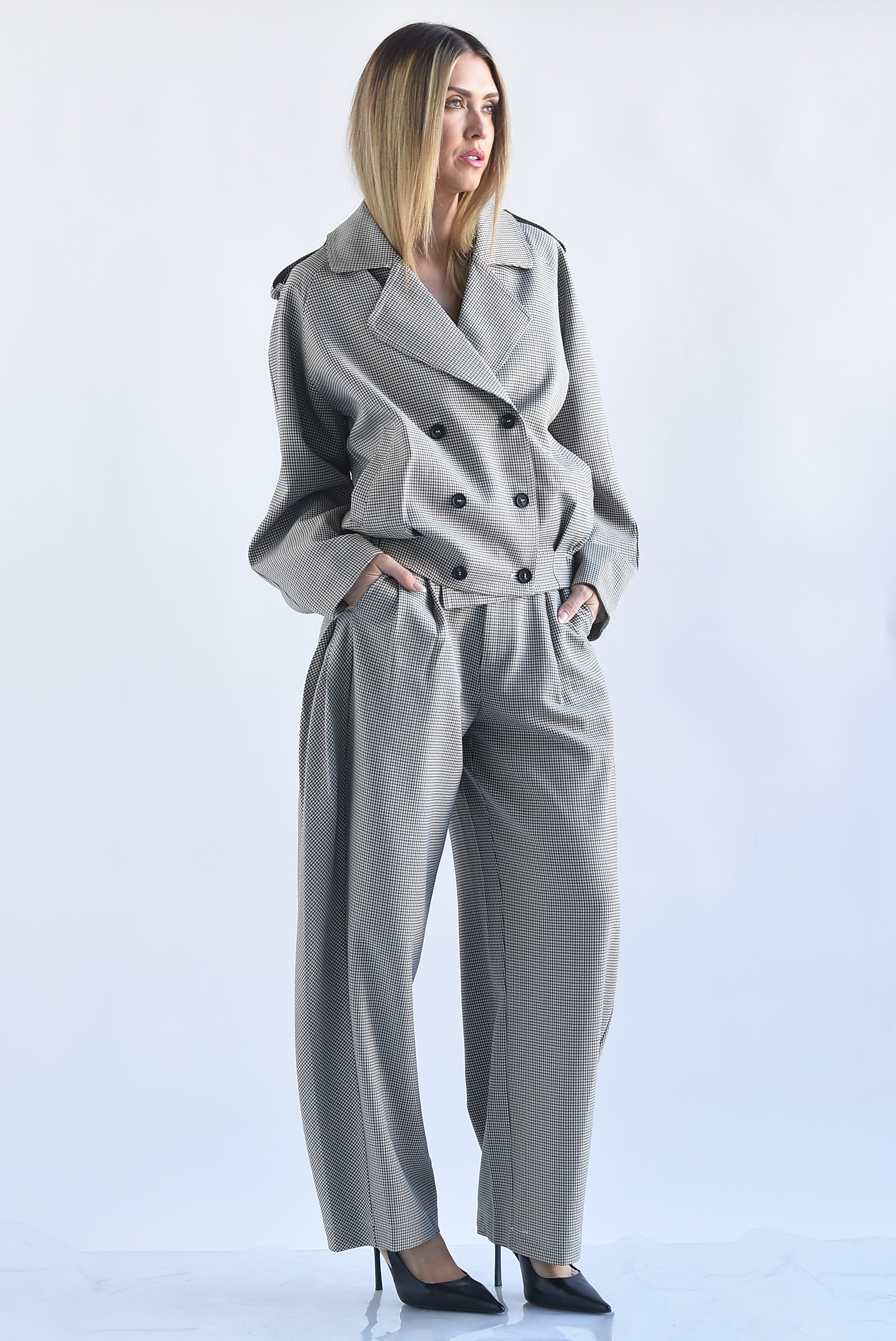 Set Pantalón barrel y Chamarra bomber cuadros