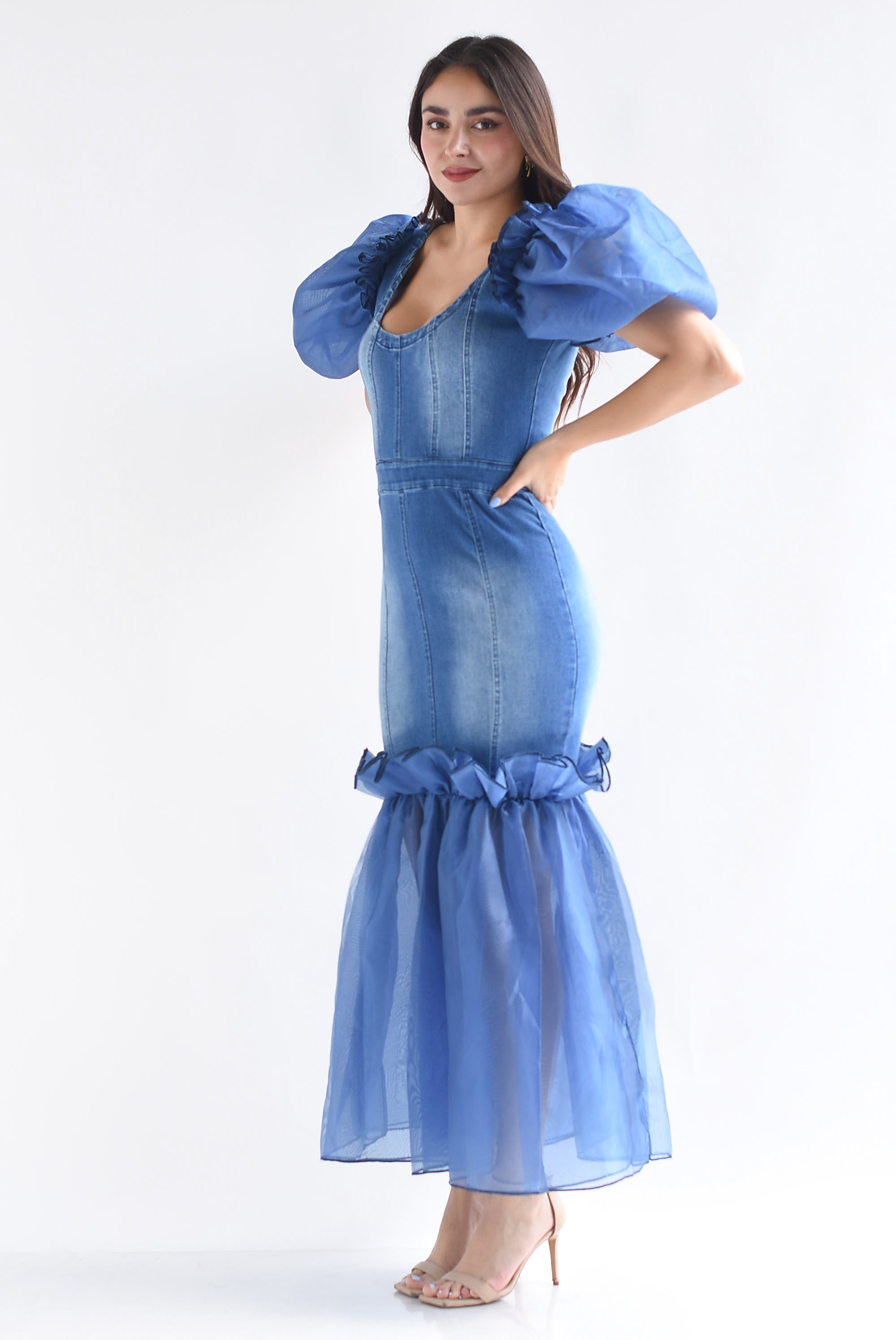 Vestido Denim manga globo y olán organza
