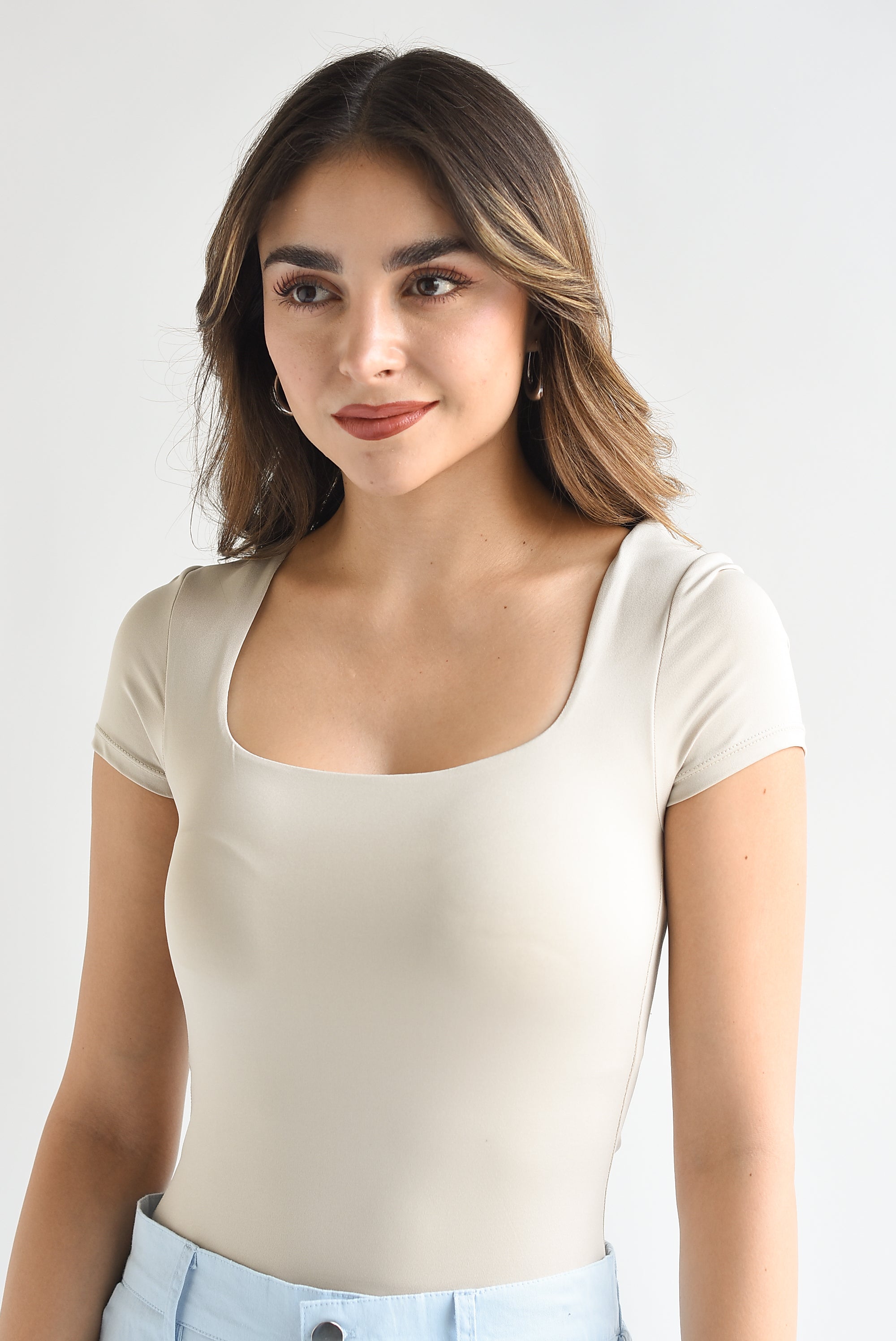 Body licra cuello cuadrado Beige