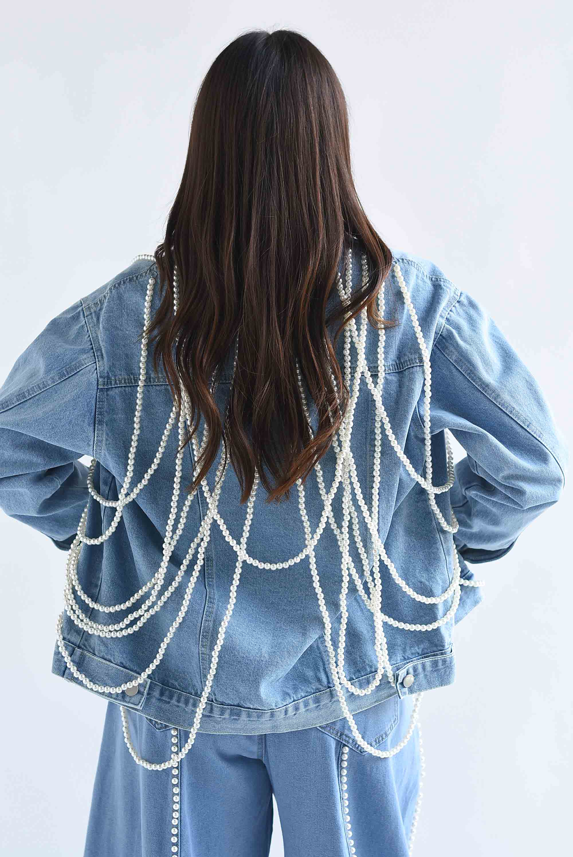 Chamarra Denim flecos perlas