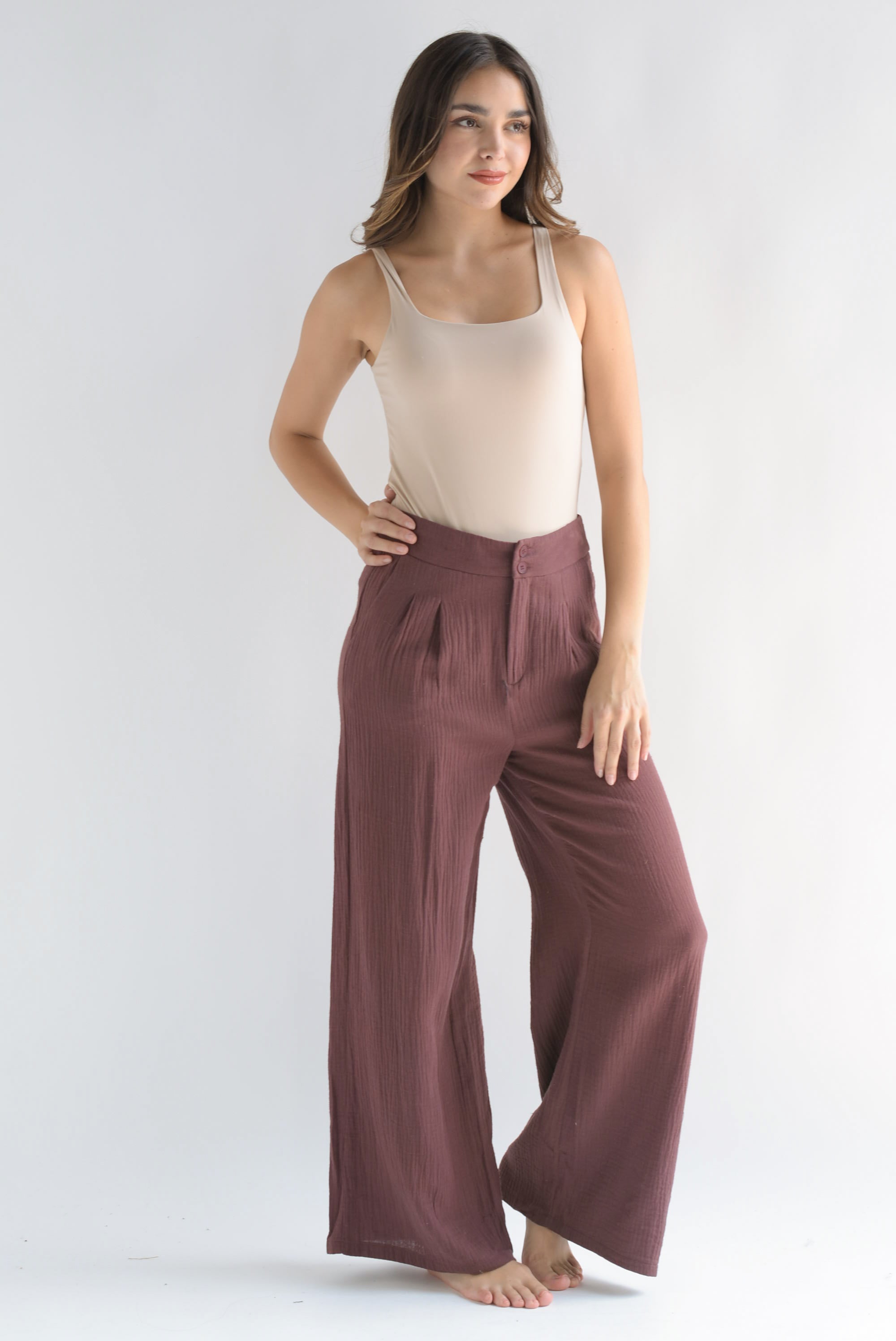 Pantalón wide tipo lino Café