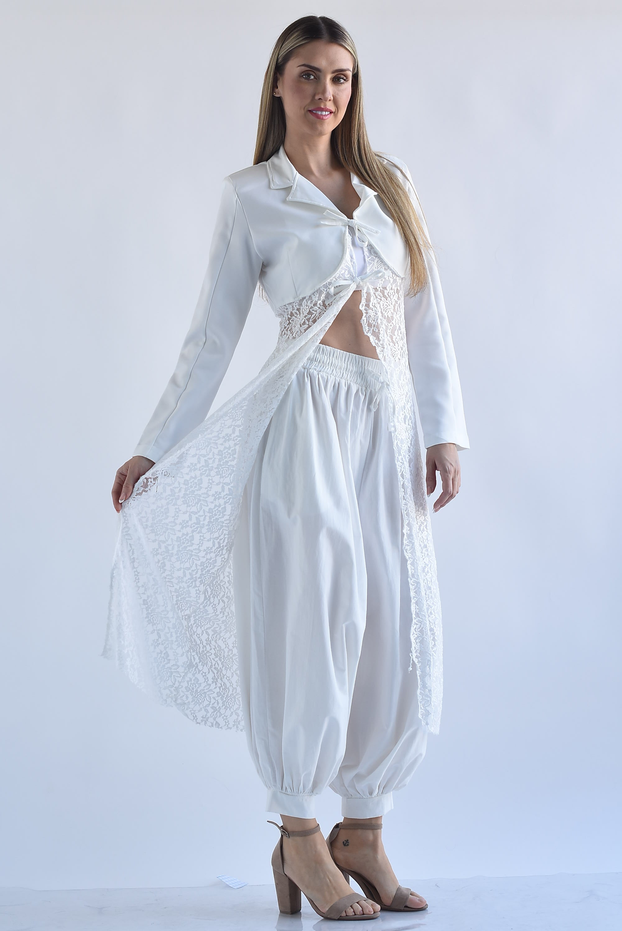 Blazer extra largo con encaje