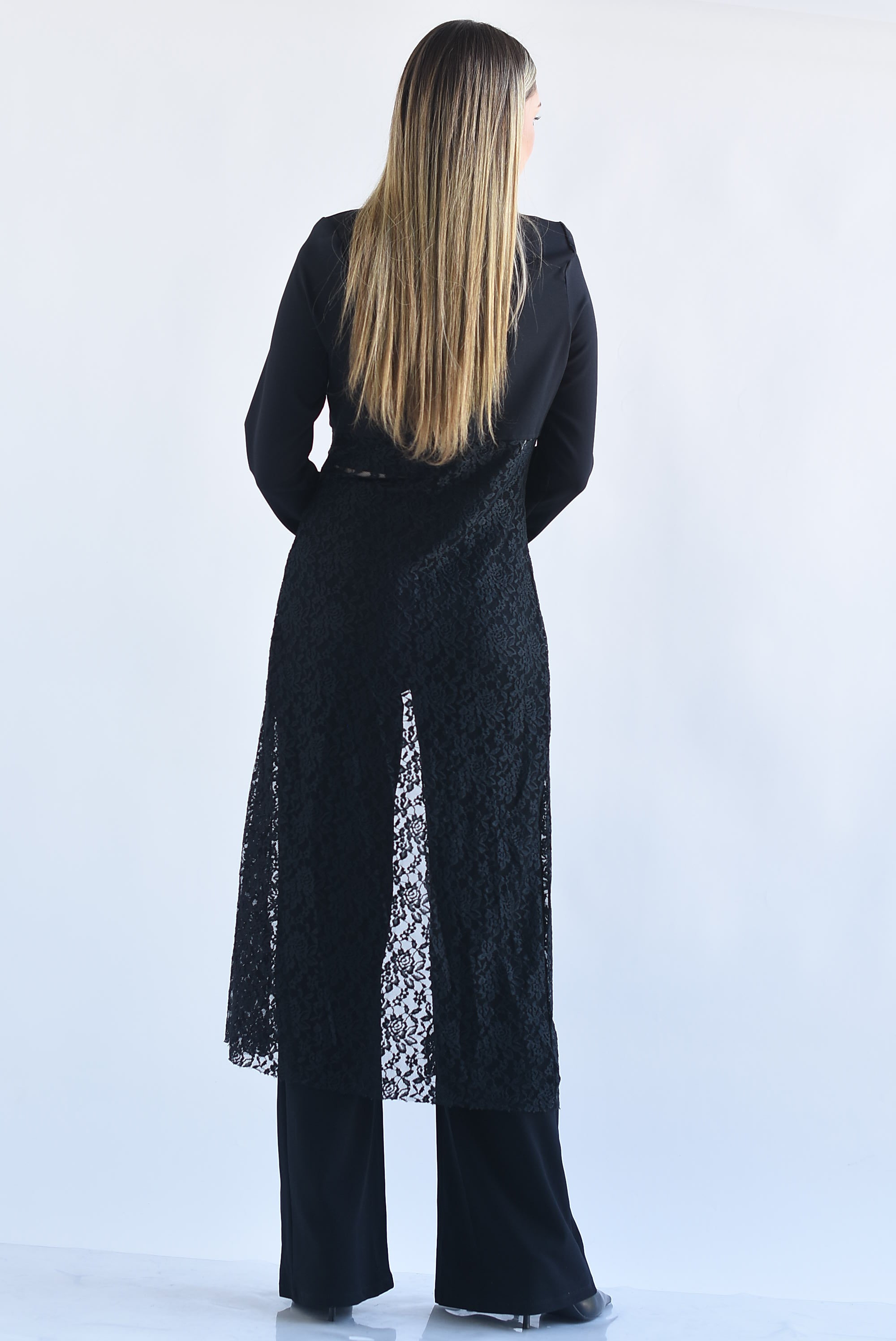 Blazer extra largo con encaje