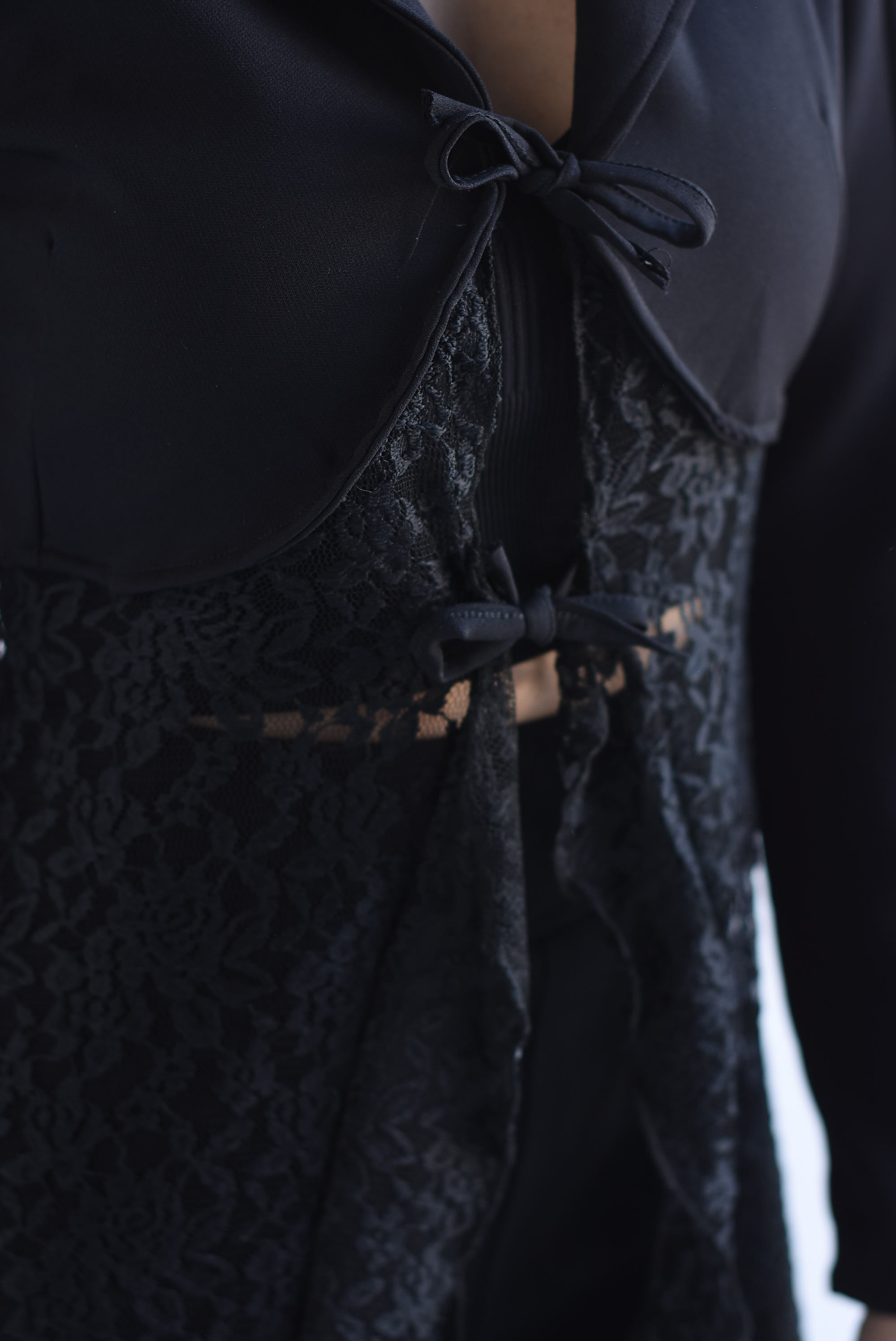 Blazer extra largo con encaje