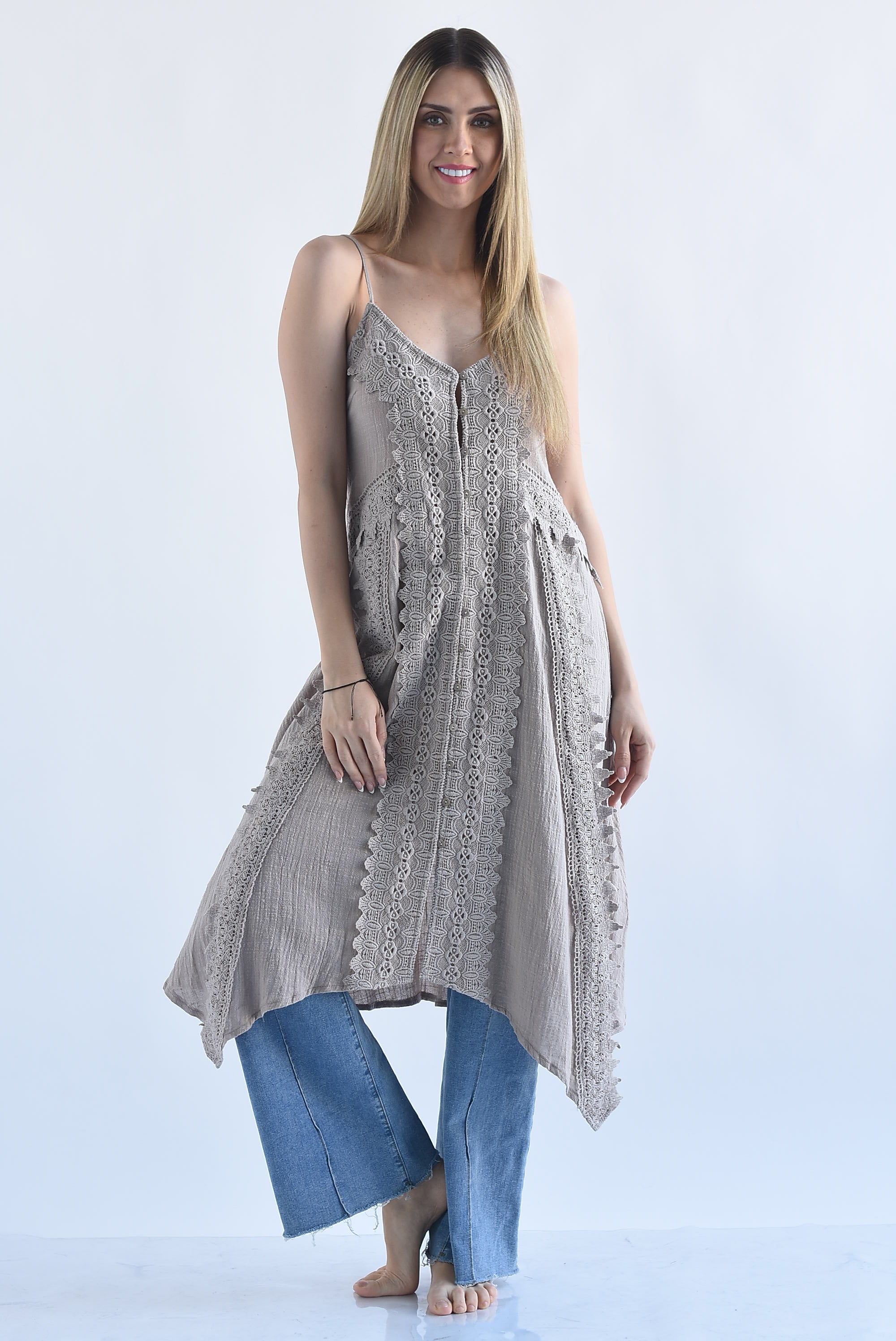 Vestido tirantes tira bordada crochet
