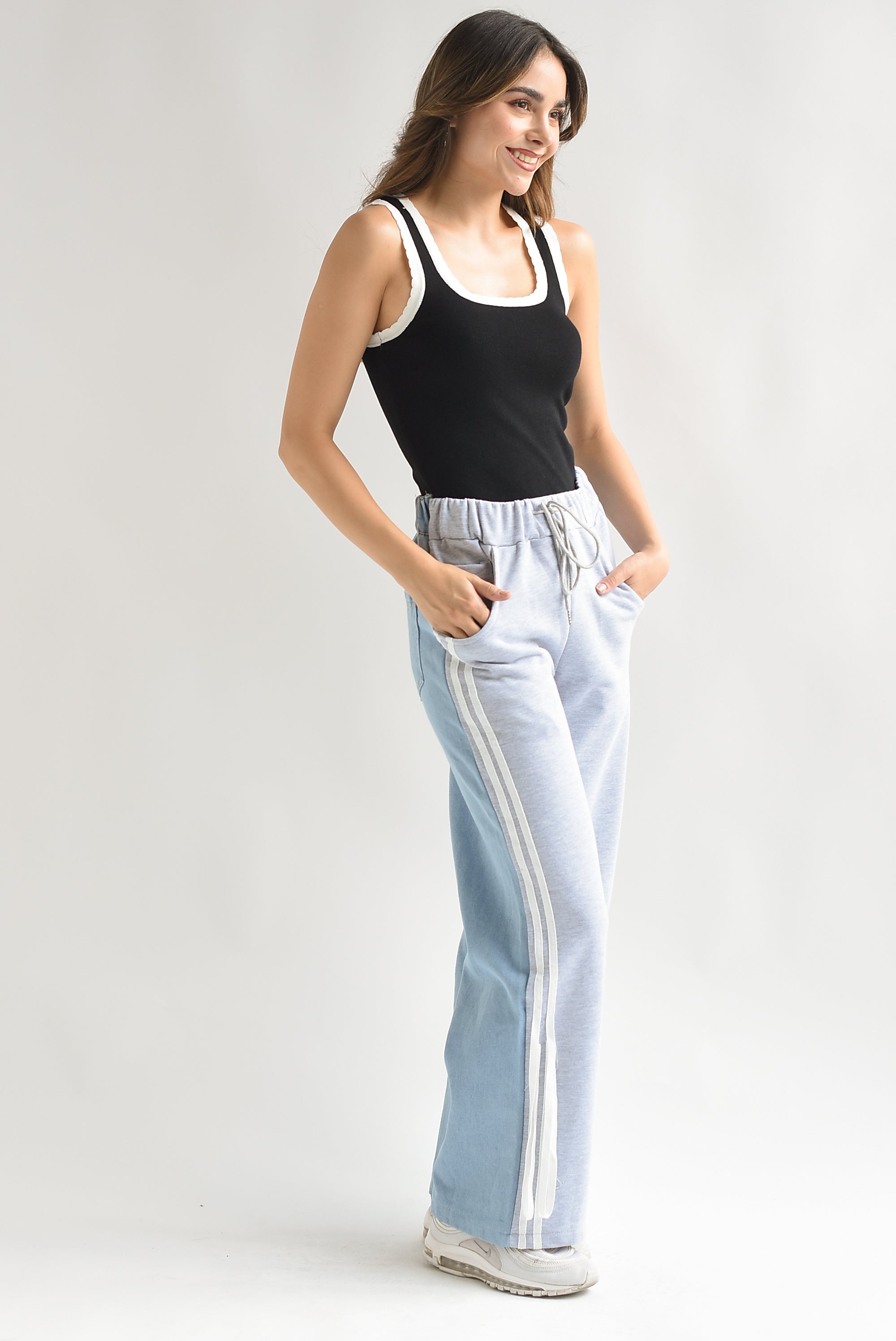 Pantalón track lazos Gris con Denim
