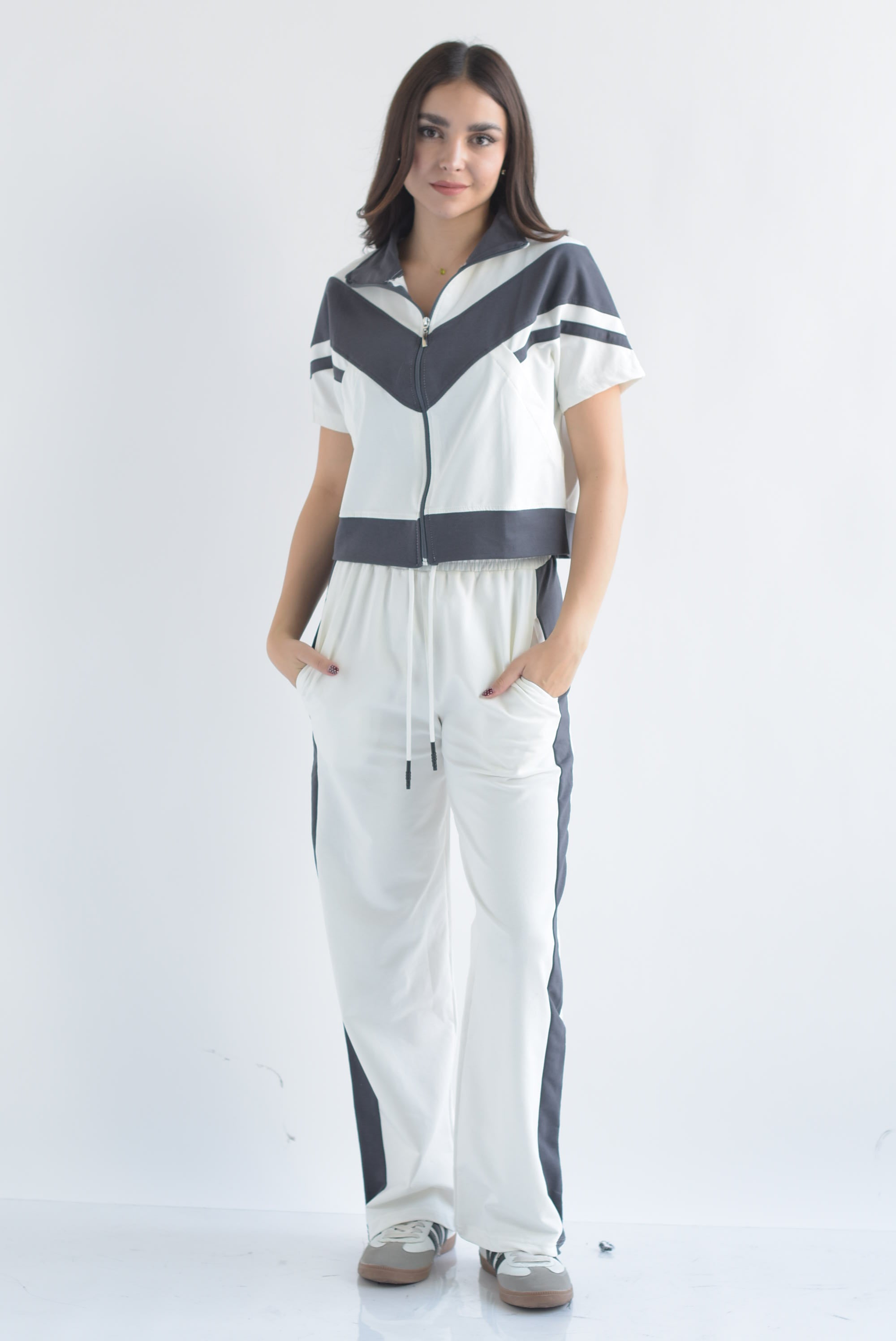 Set Pantalón y Chamarra manga corta franjas Blanco