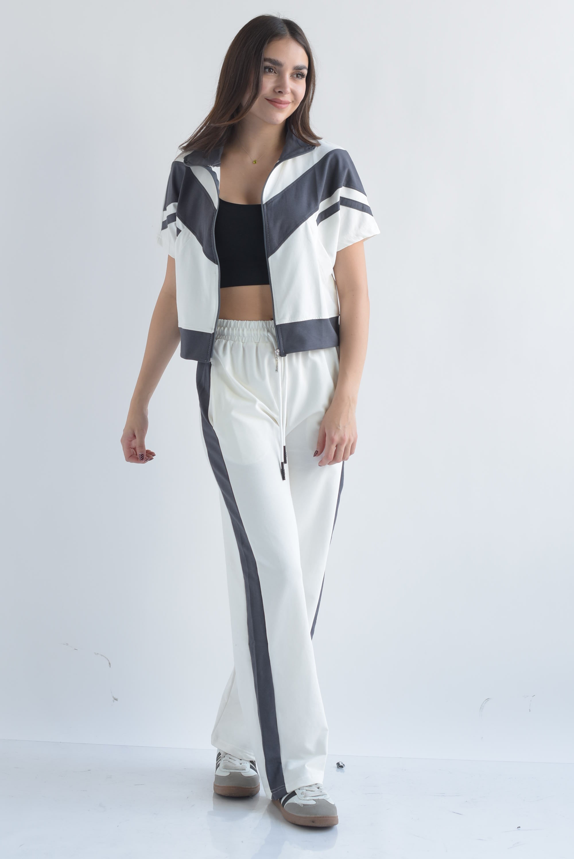 Set Pantalón y Chamarra manga corta franjas Blanco