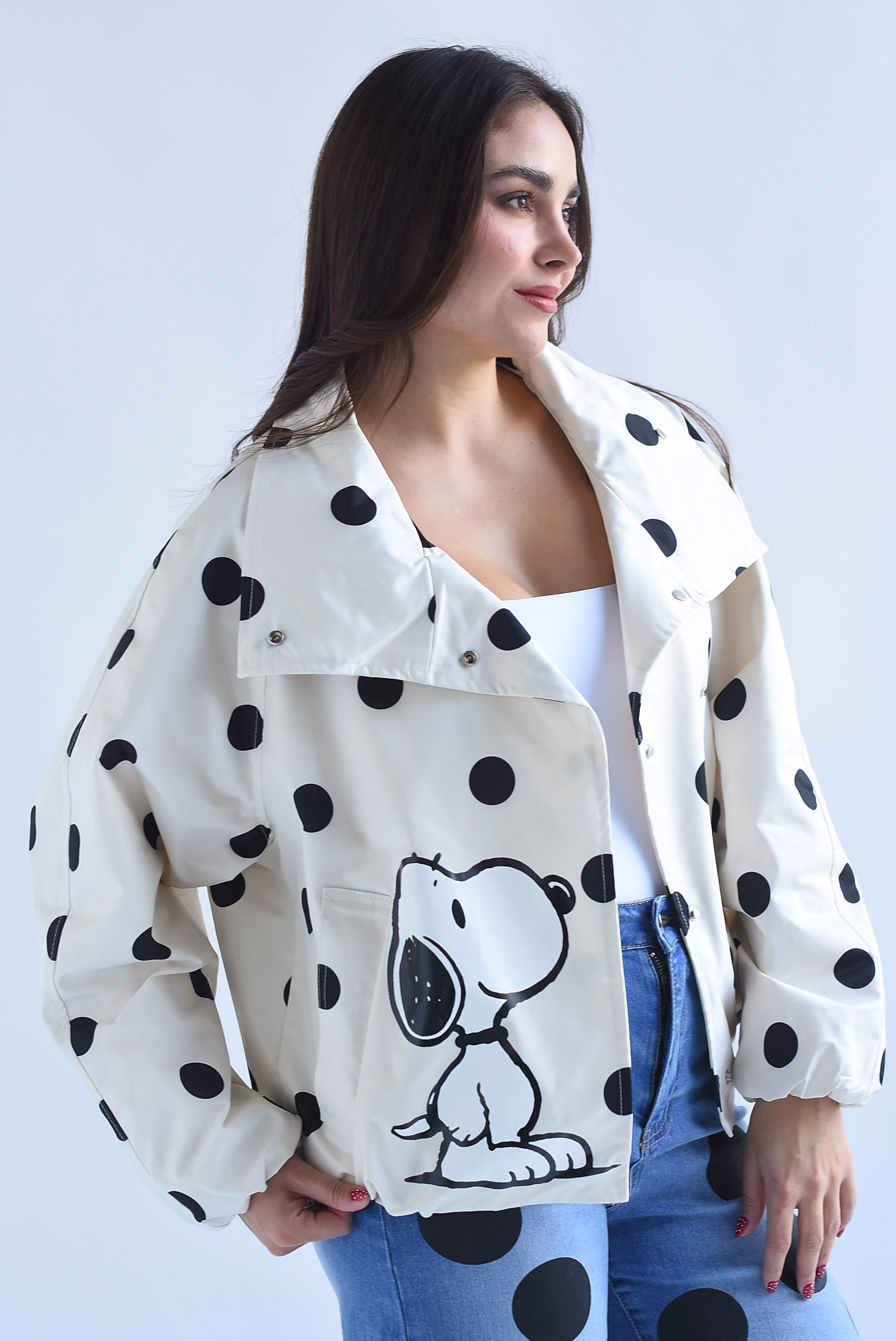 Chamarra impermeable SNOOPY polka dots