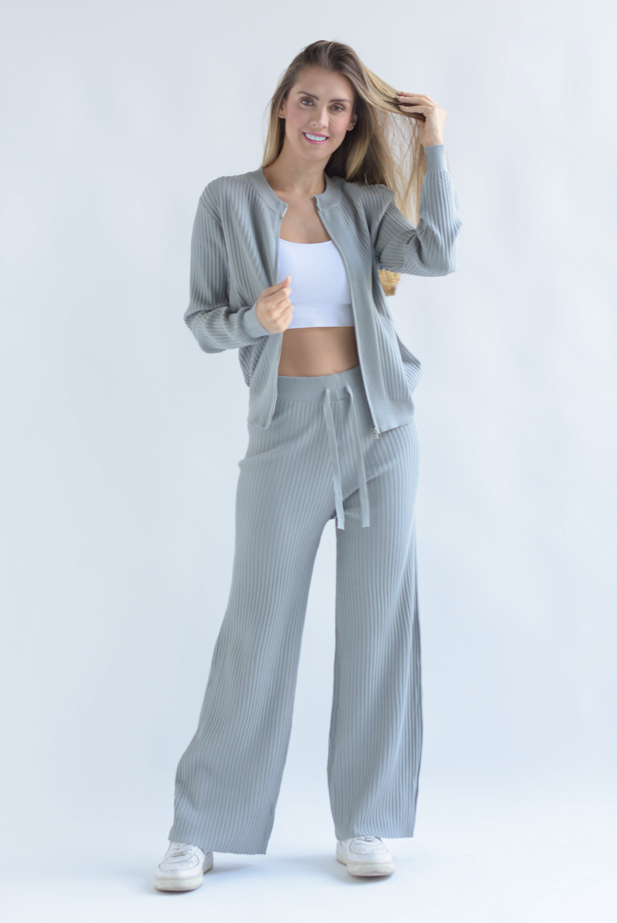 Set Pantalón y Chamarra punto canalé Gris