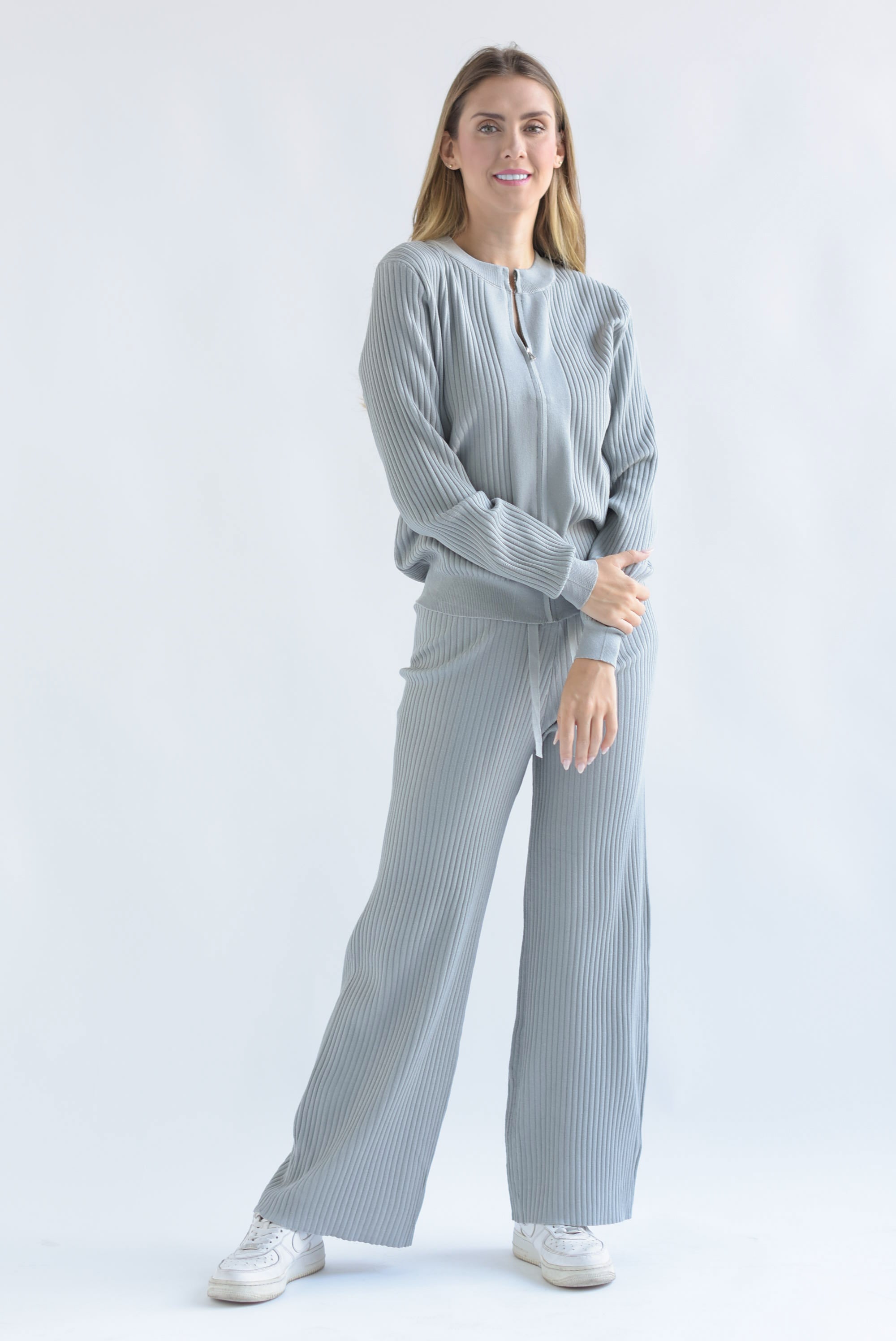 Set Pantalón y Chamarra punto canalé Gris