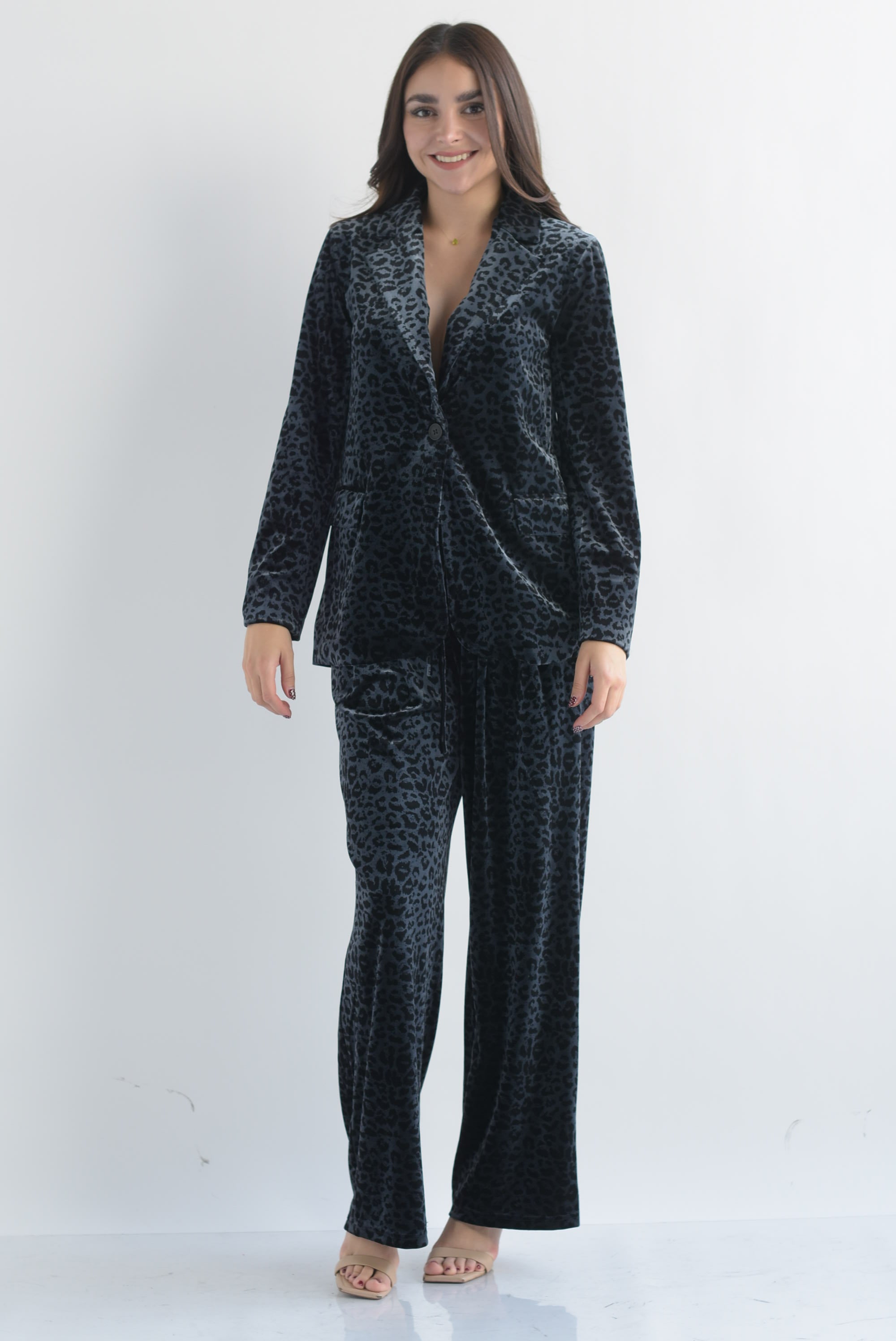 Set Pantalón y Blazer terciopelo leopardo Azul Cobalto