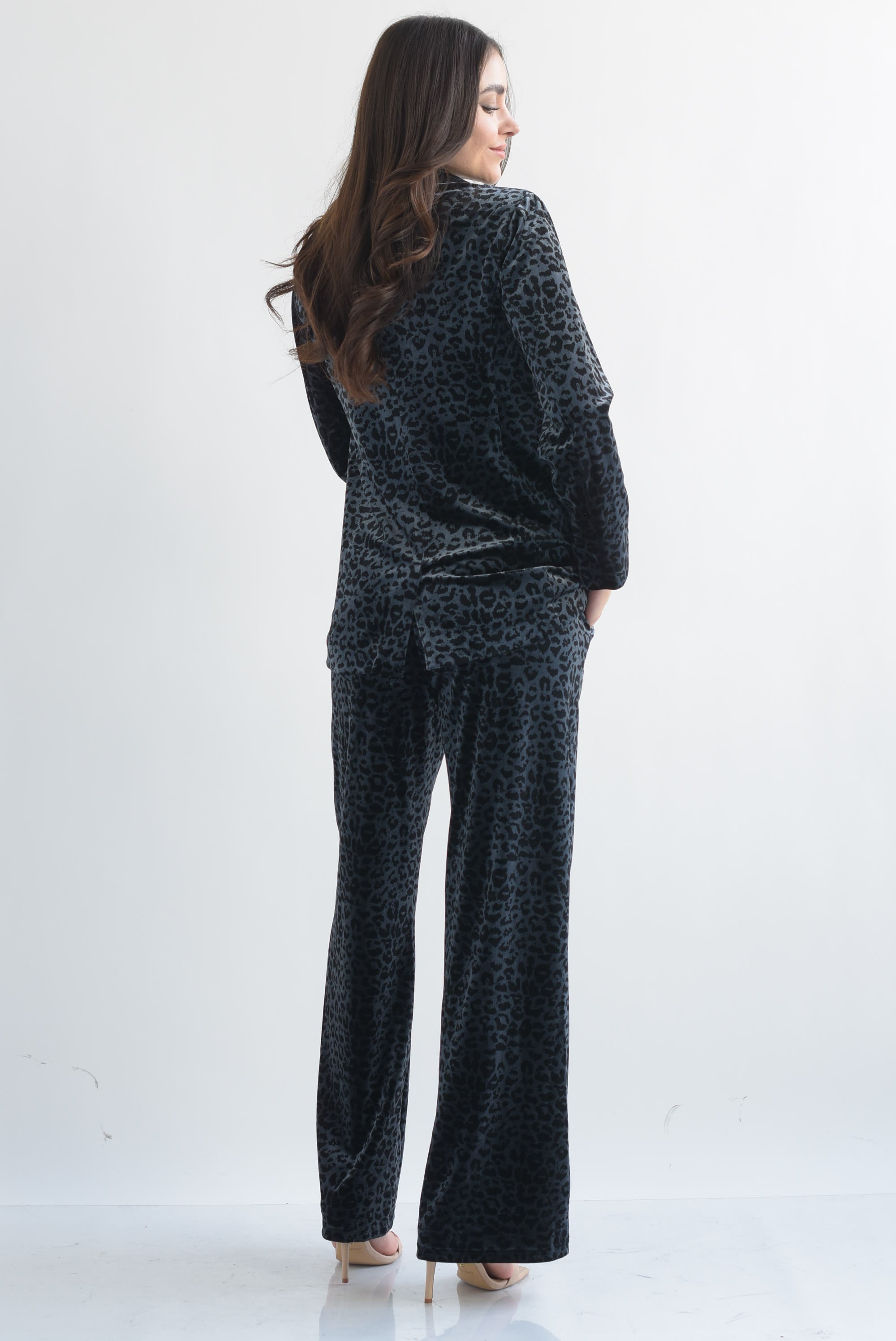 Set Pantalón y Blazer terciopelo leopardo Azul Cobalto