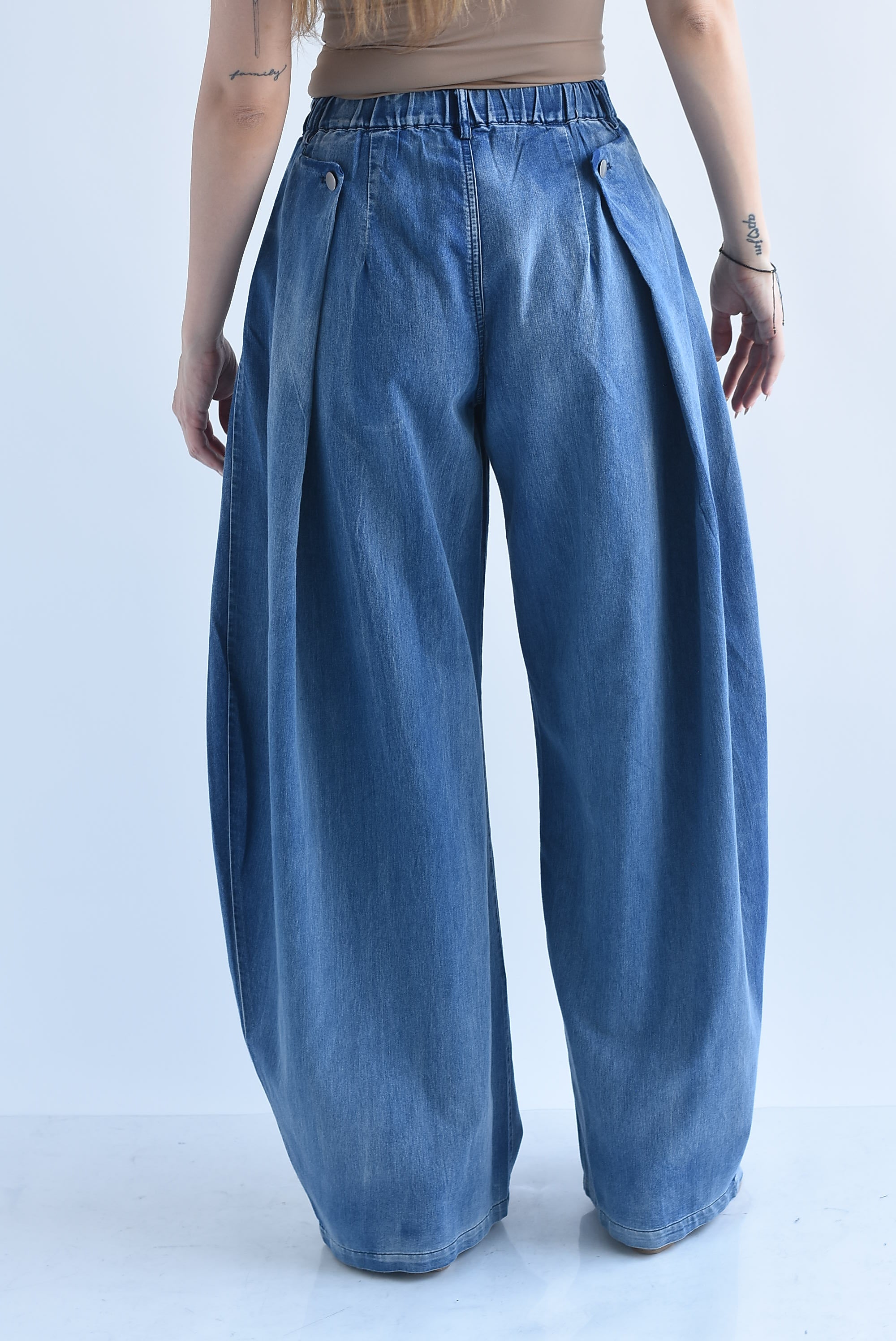 Pantalón globo pinzas Denim