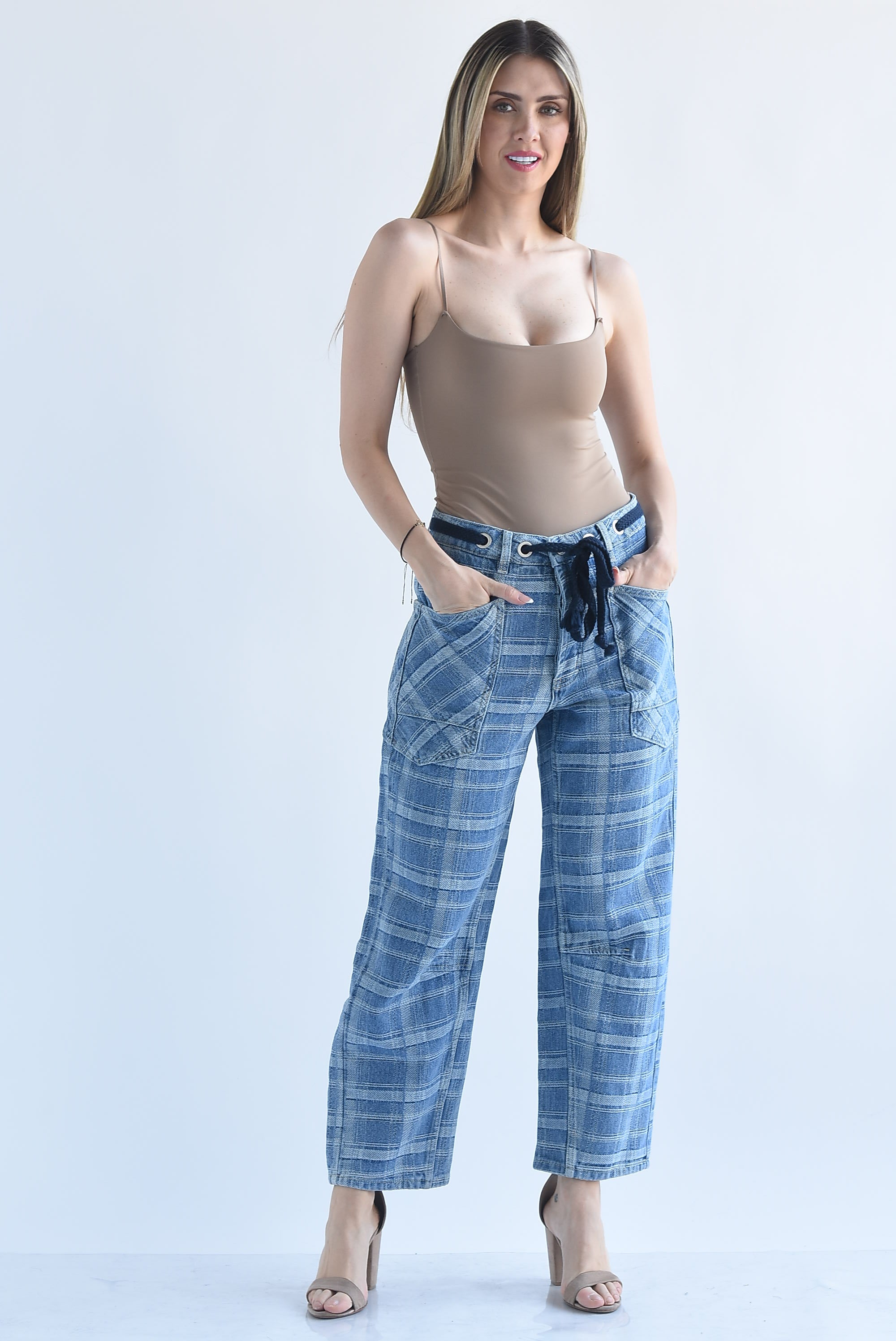 Jeans barrel cuadros