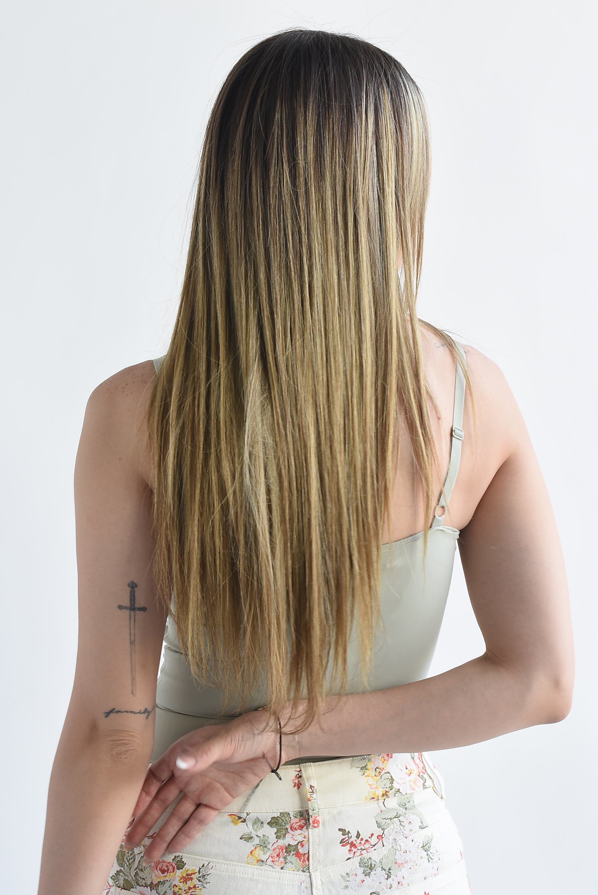 Body cuello V licra doble tirantes ajustables