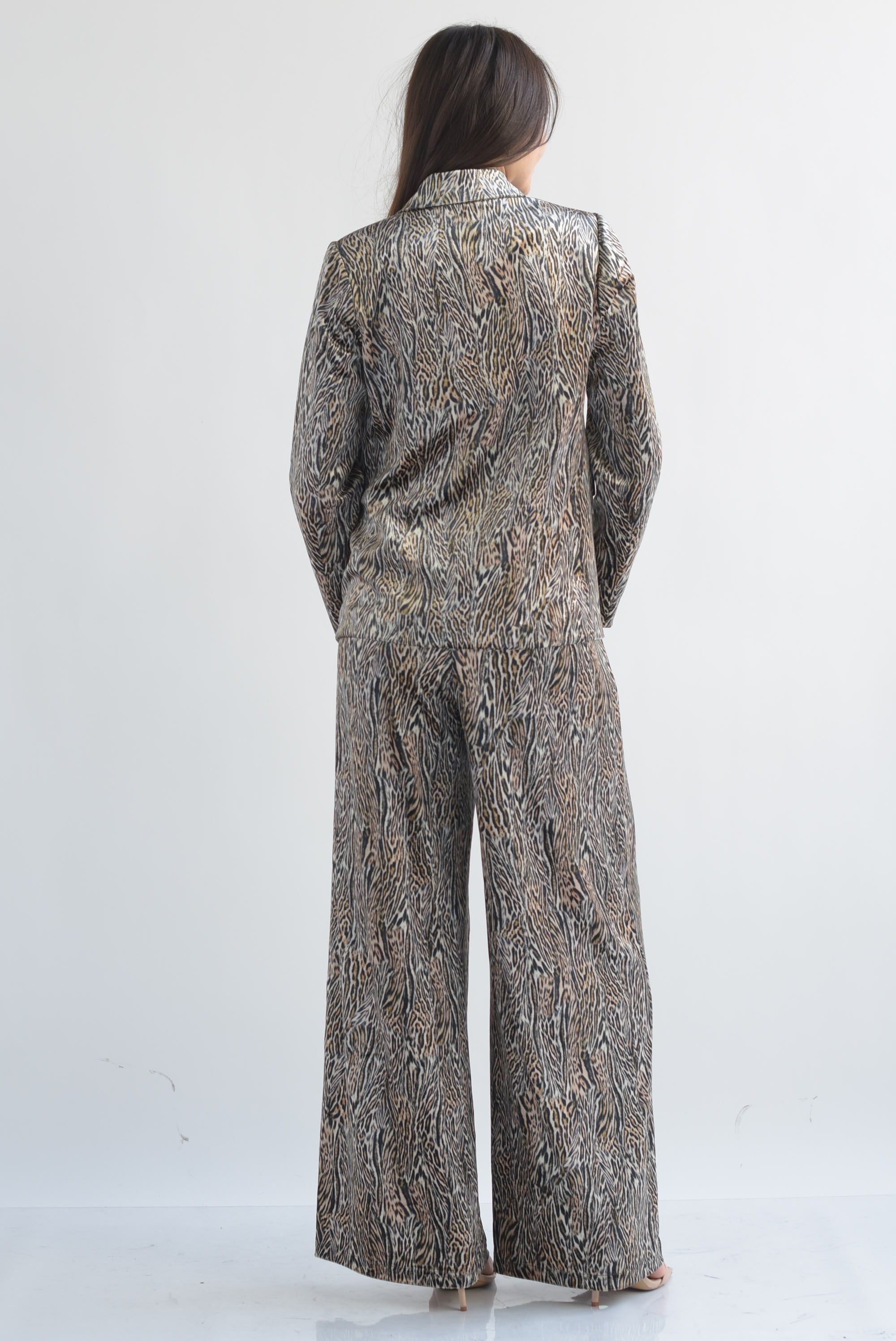 Set Pantalón y Blazer terciopelo animal print Moka