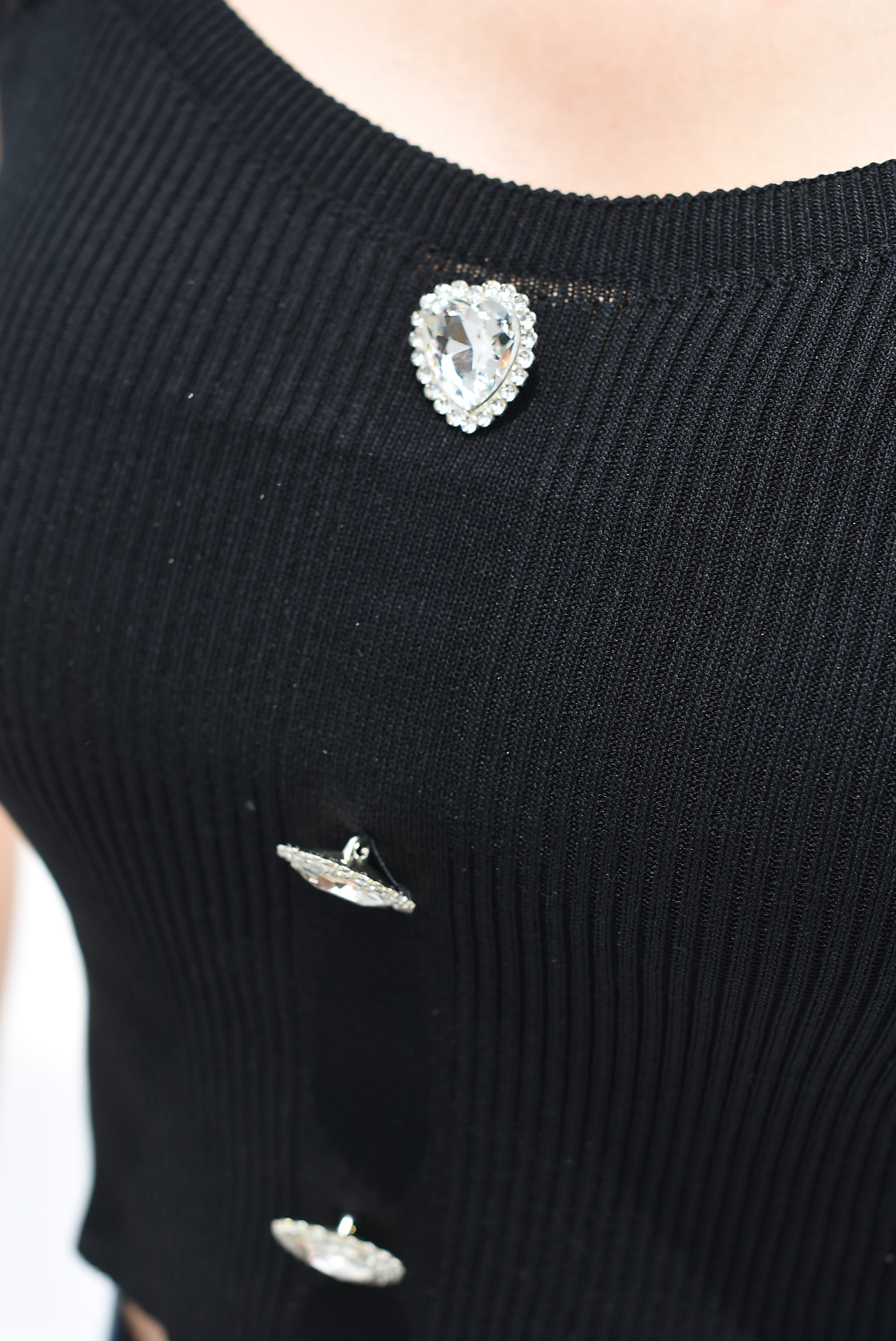 Blusa punto tirantes y botones corazón Negra