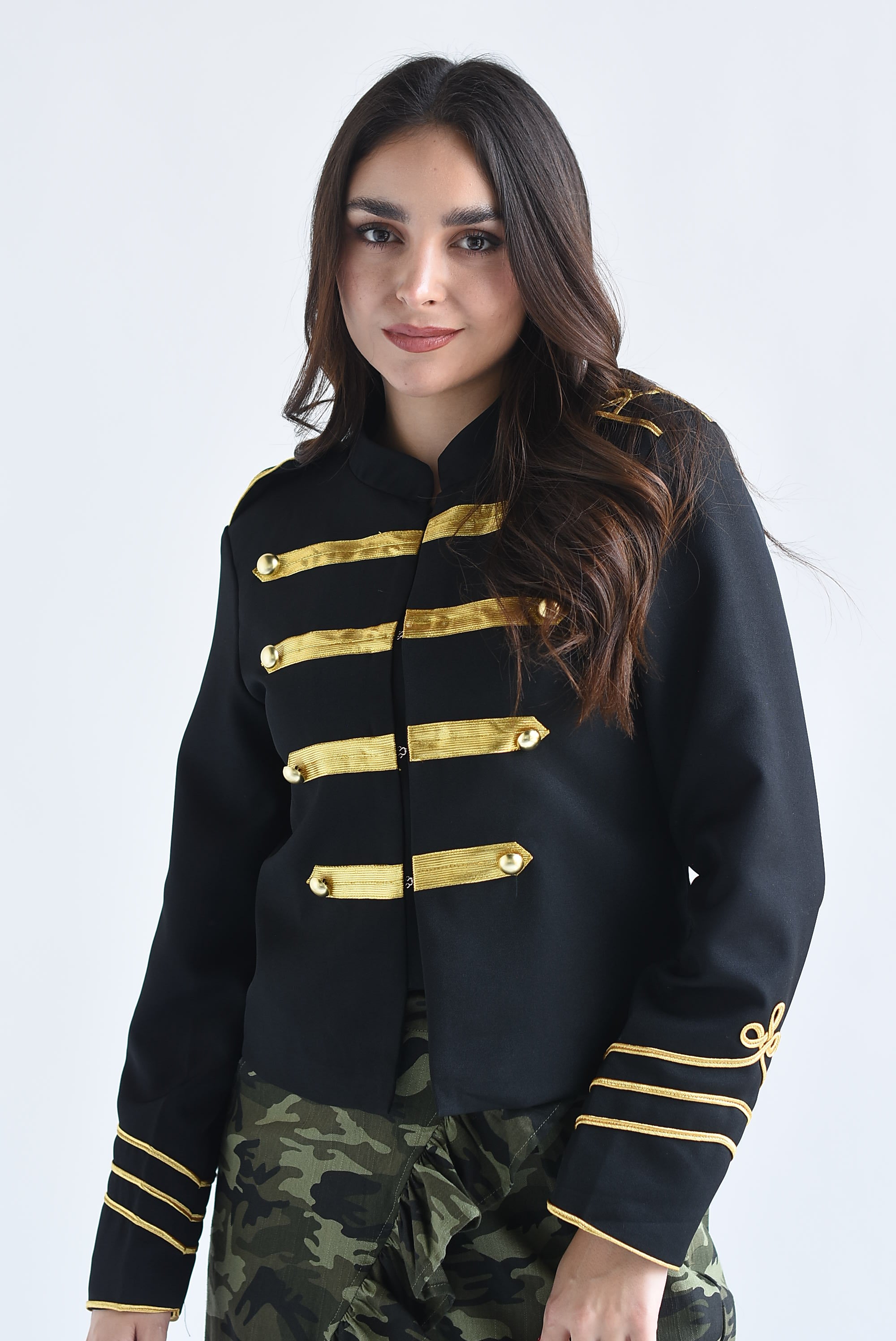 Blazer militar filo dorado