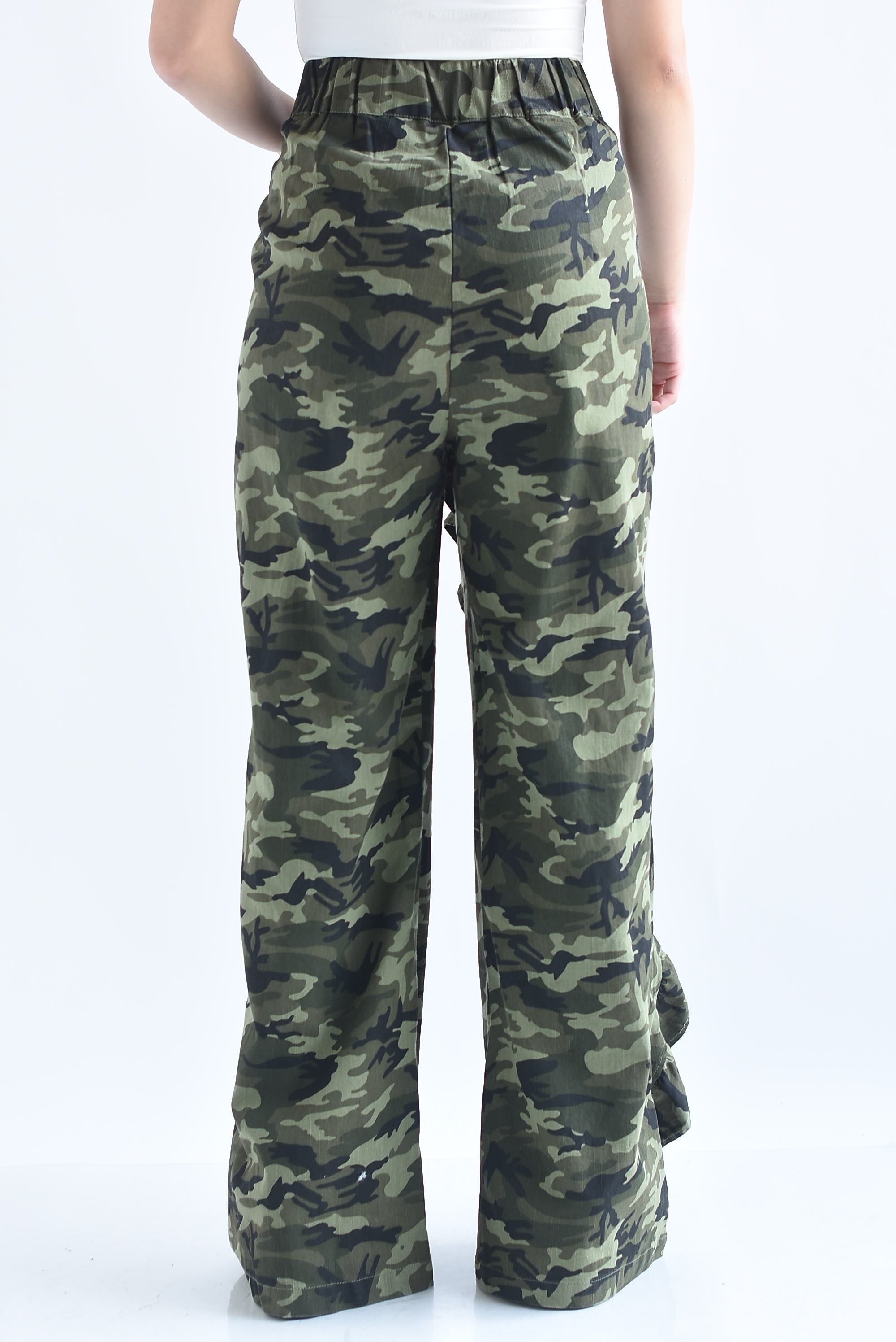 Pantalón faldón olán camuflaje