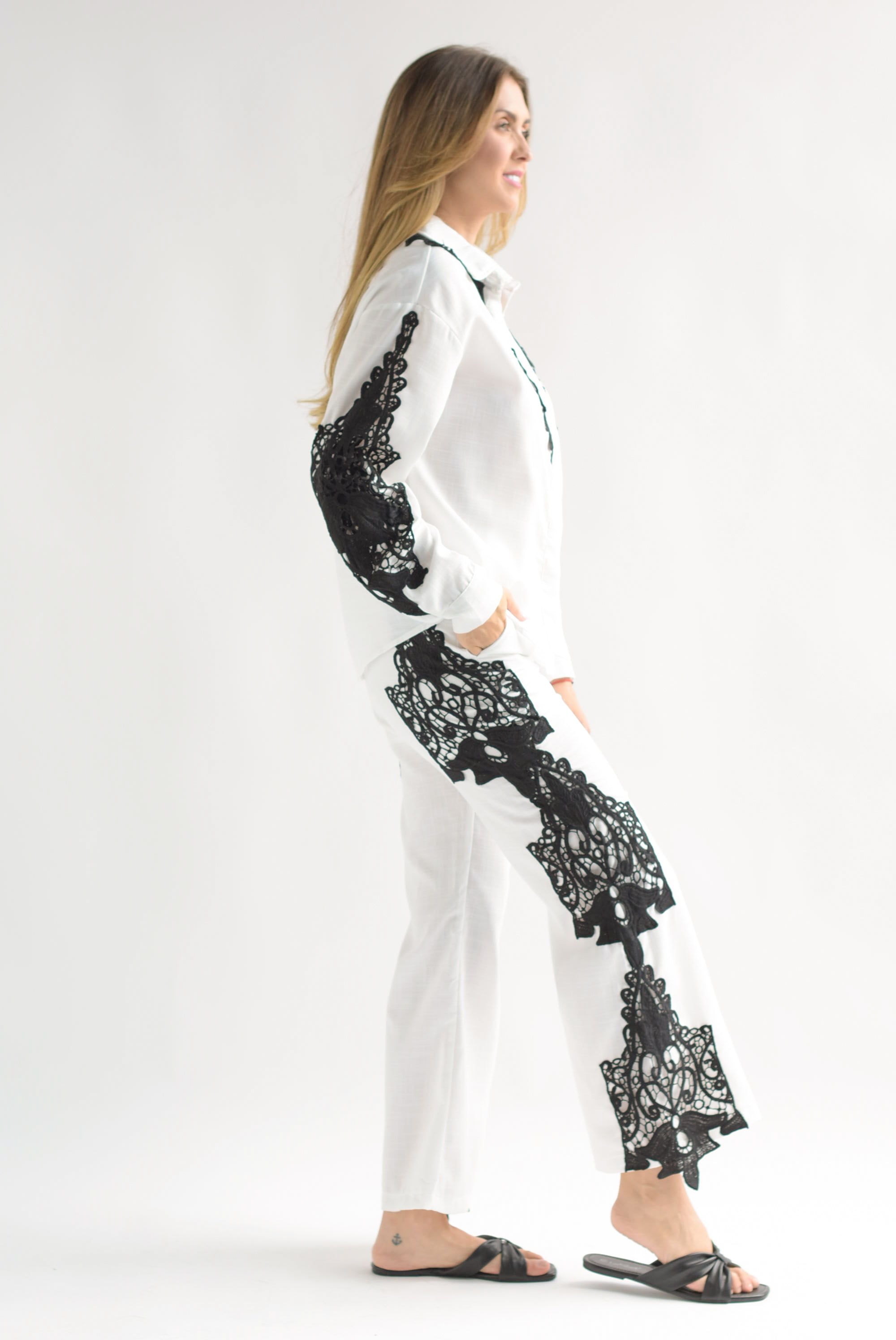 Set Pantalón y Camisa tira guipur Black & White