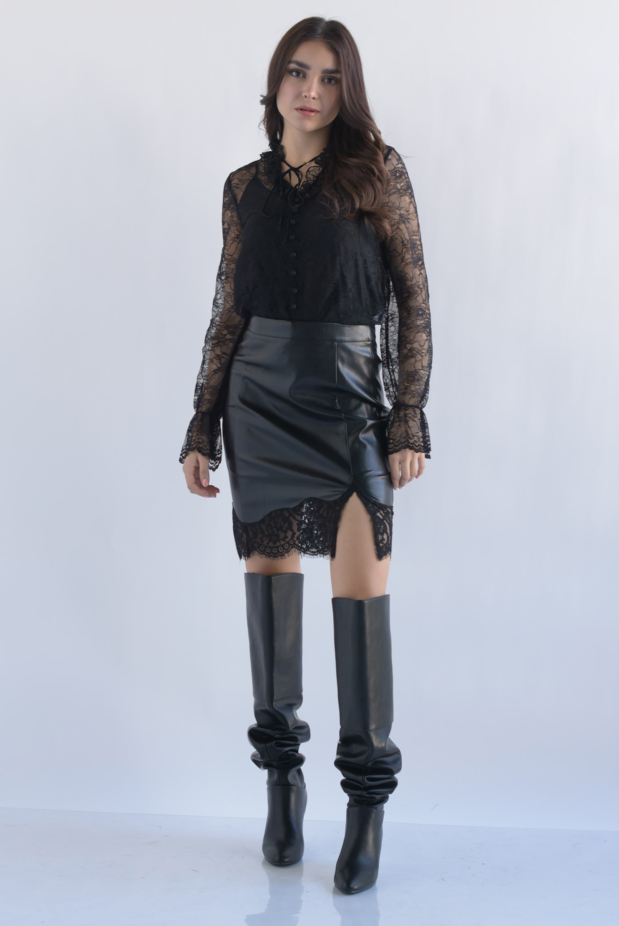 Falda vinipiel bastilla encaje Negro