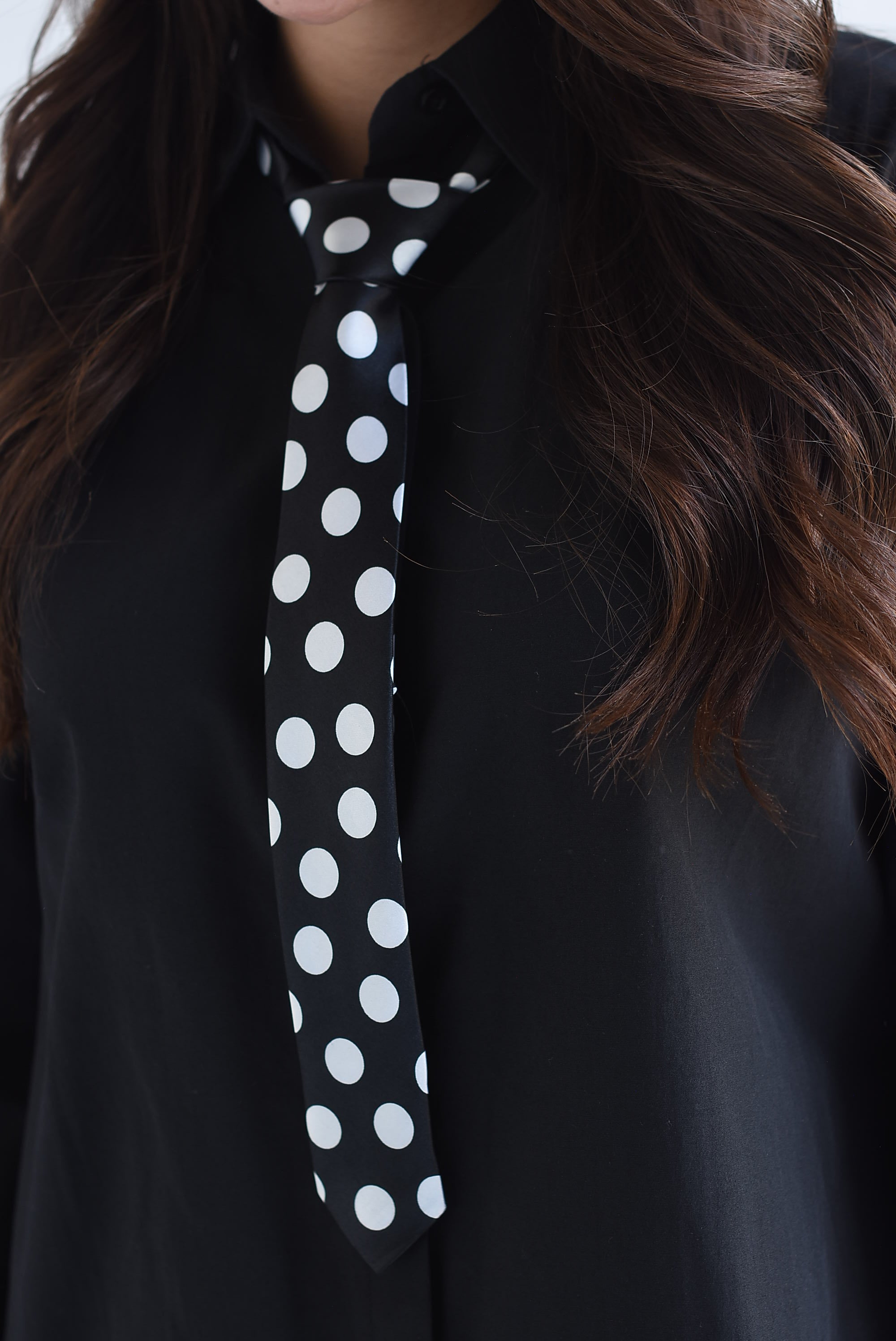 Corbata sastre polka dots blancos