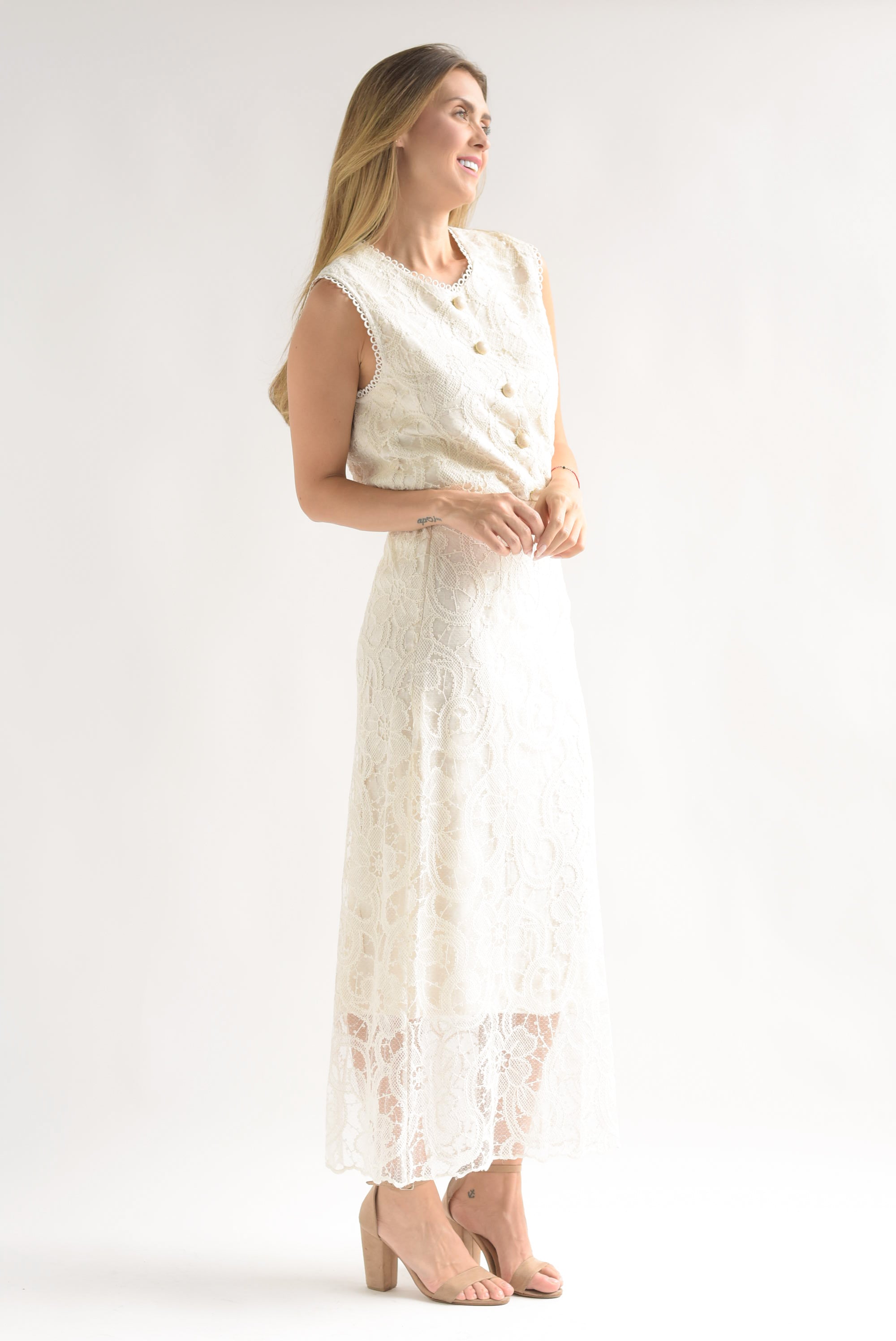 Set Falda y Chaleco encaje Ivory