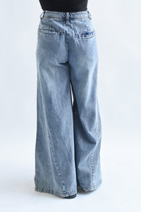 Fashion Styled Jeans super wide leg con pinzas