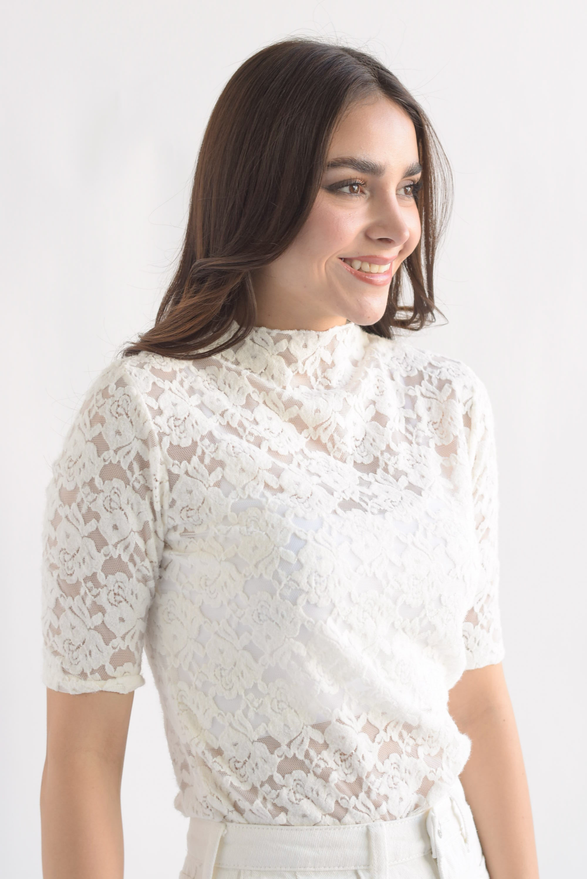 Blusa encaje terciopelo Blanco