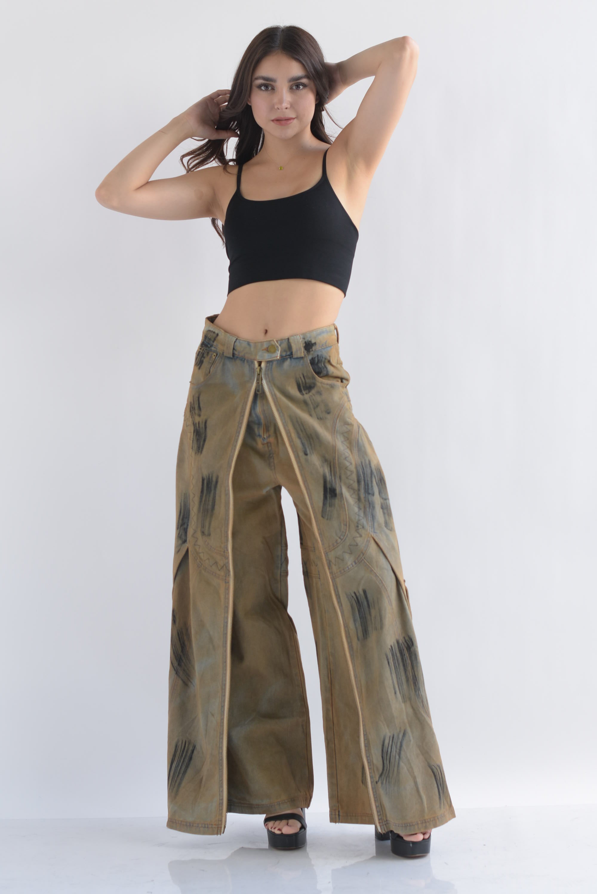 Jeans con faldón dirty look