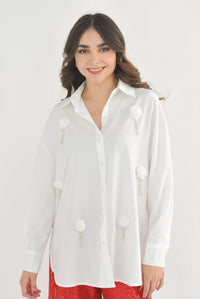 Fashion Styled Camisa larga Flor y Brillos Blanca