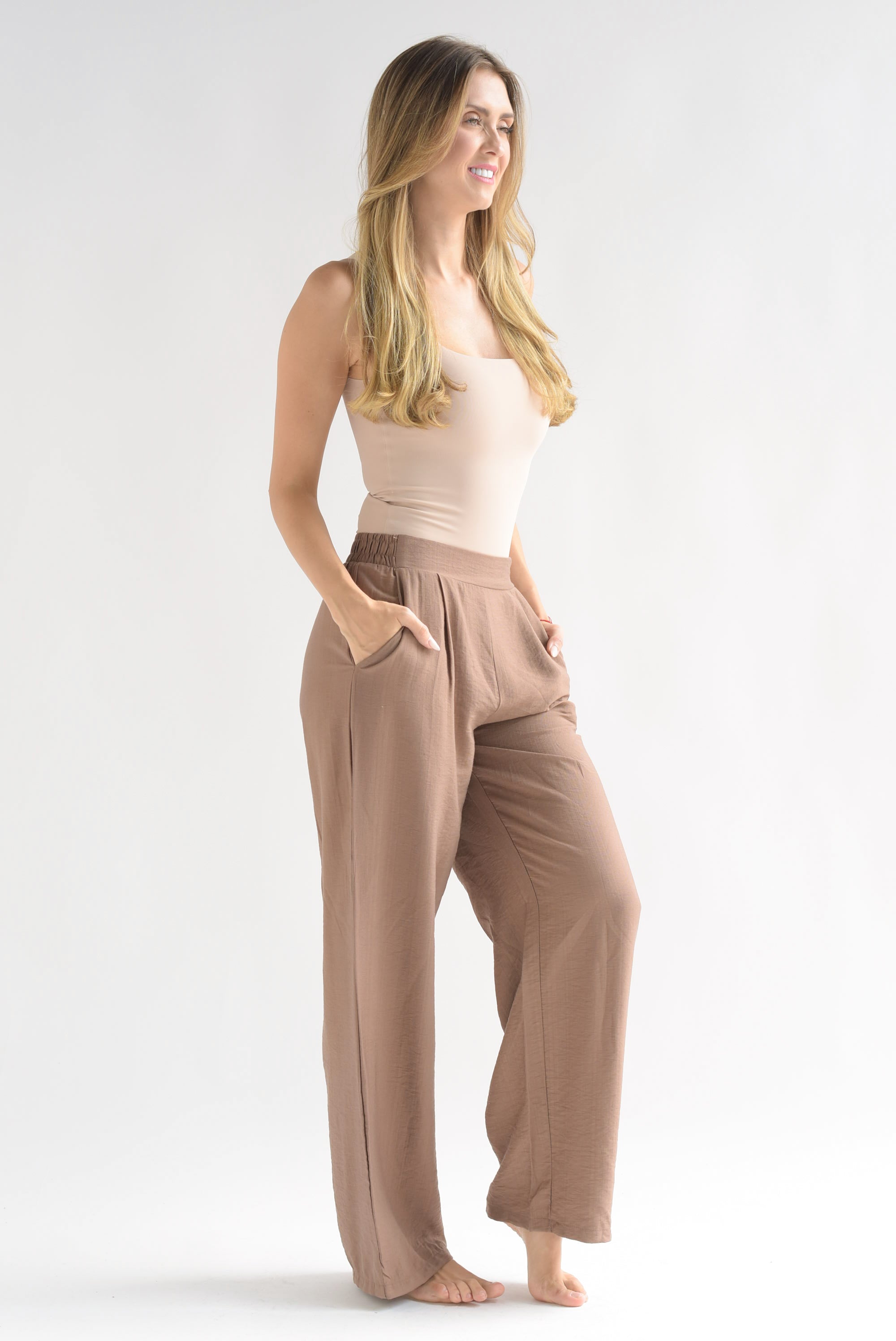 Pantalón apariencia arrugada Expresso