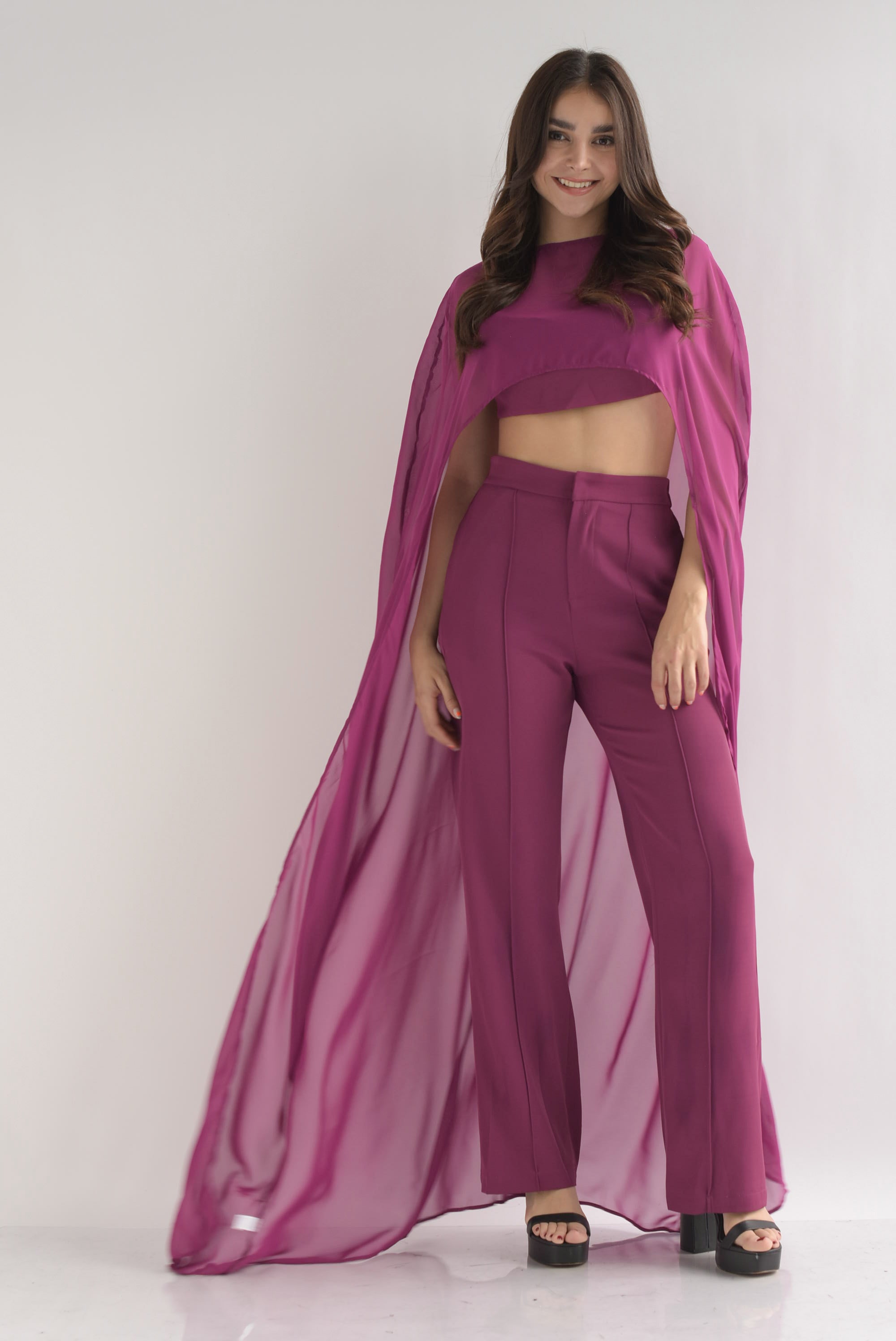 Set Pantalón, Capa y Top Magenta