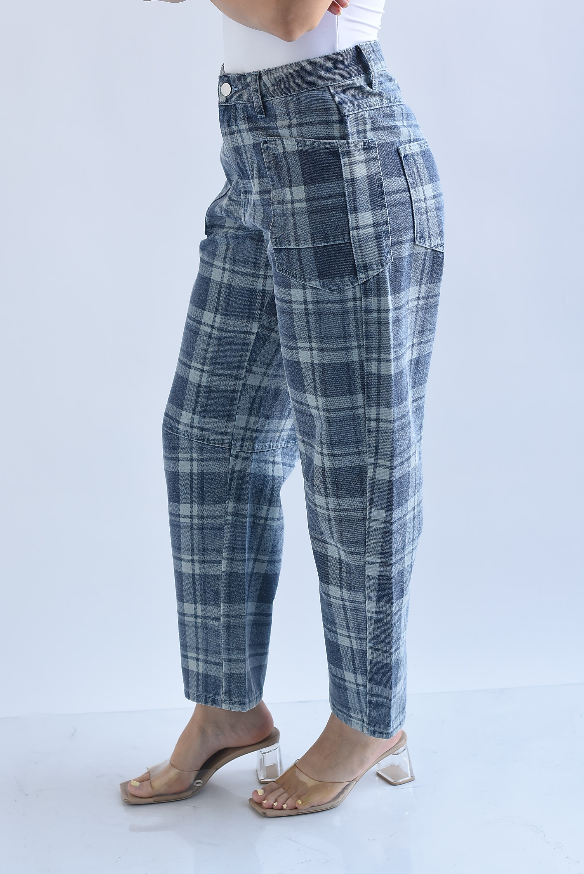 Jeans barrel caudros bolsillos